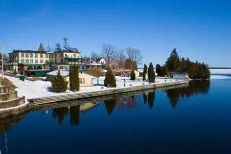 Area and facilities, Swimming Pool in The Gananoque Inn & Spa