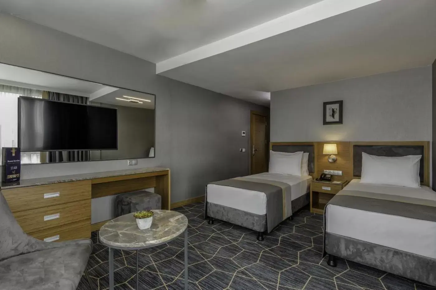 TV and multimedia, Bed in Hotel Venera