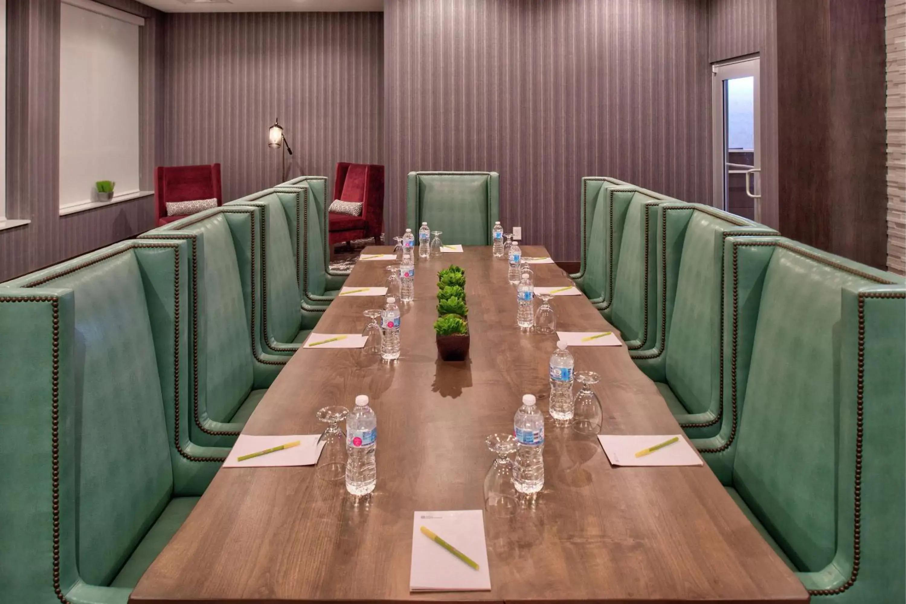 Meeting/conference room in Hilton Garden Inn Little Rock Downtown