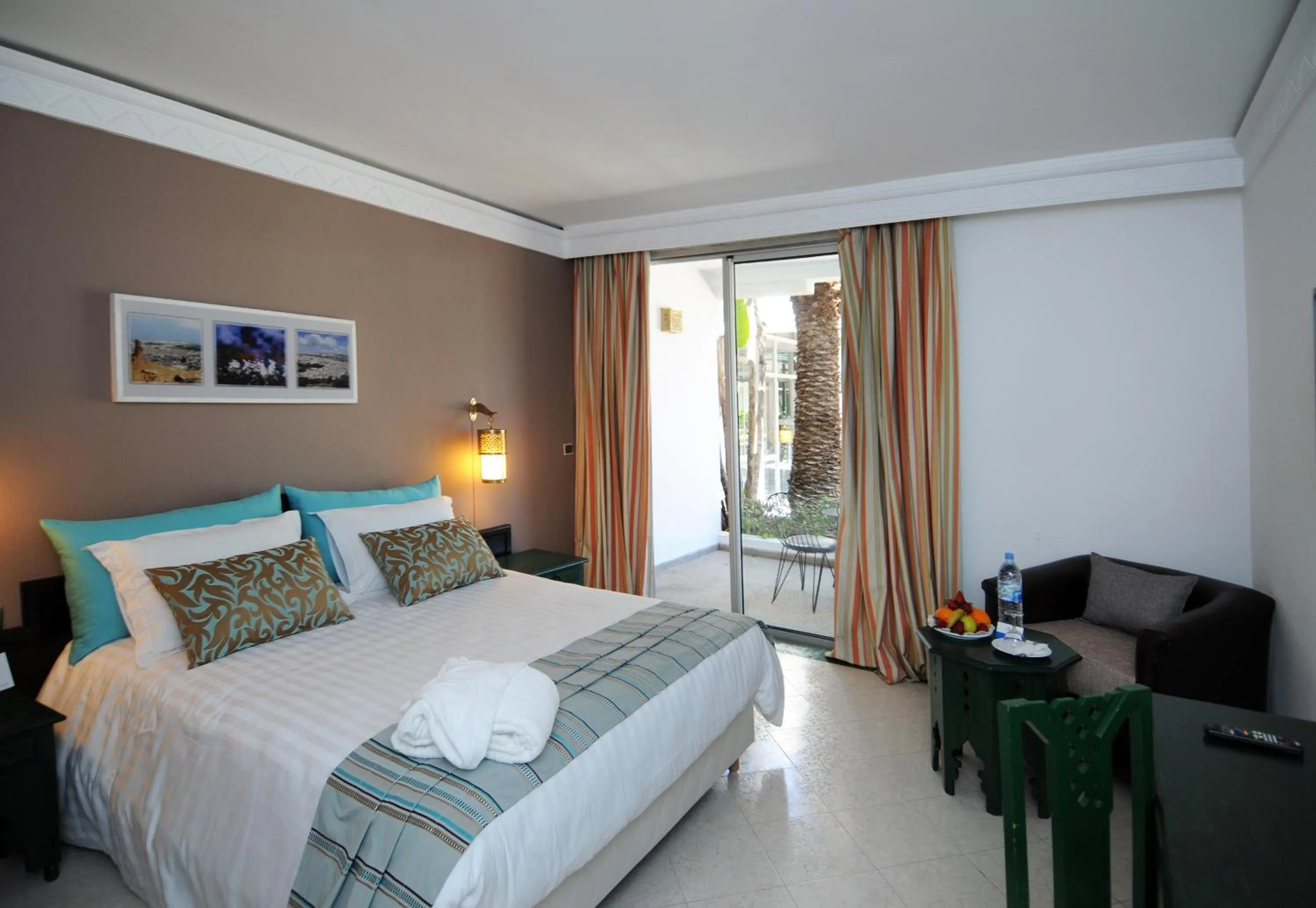 Bed in Hôtel Volubilis