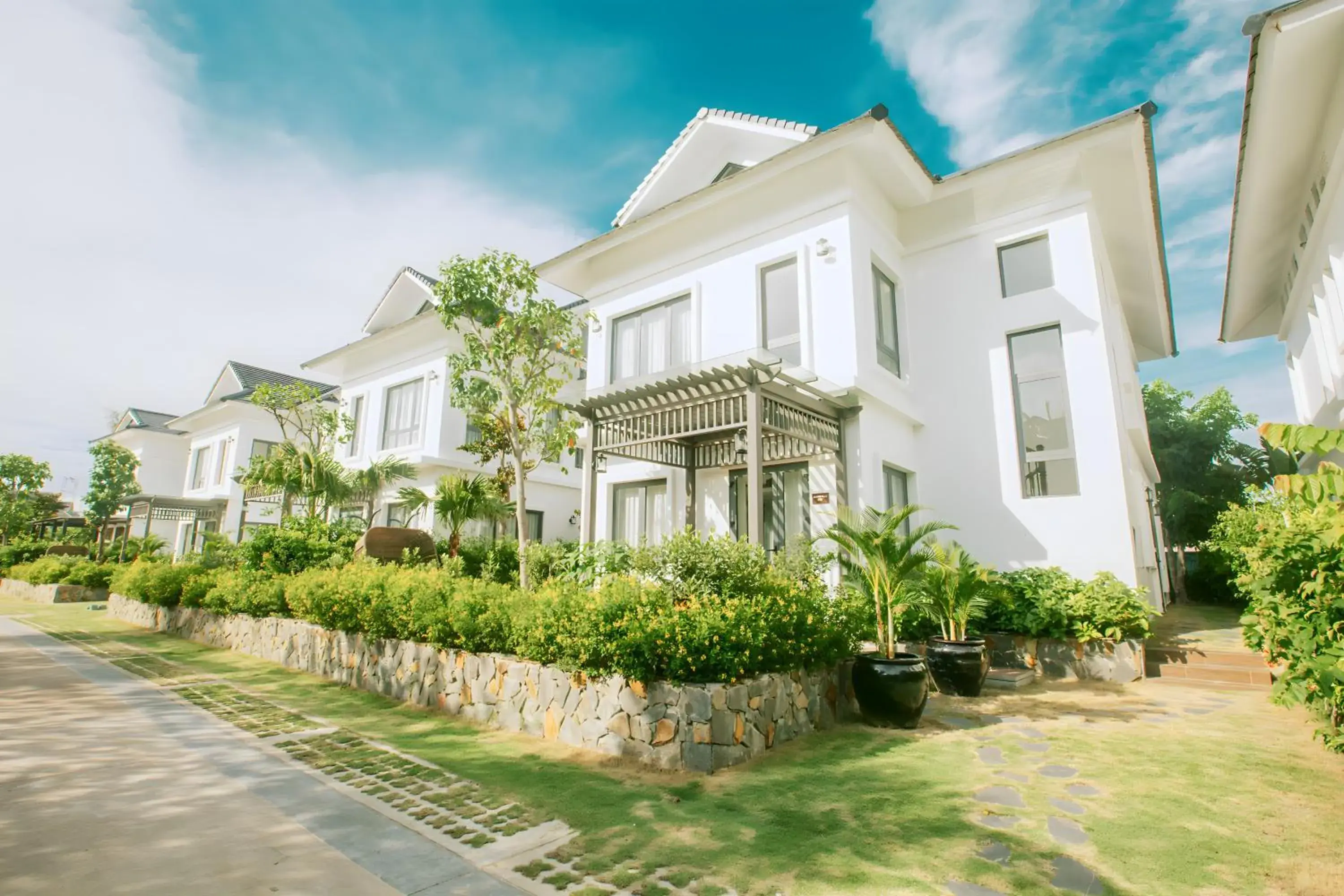 Facade/entrance, Property Building in Sunset Sanato Resort & Villas