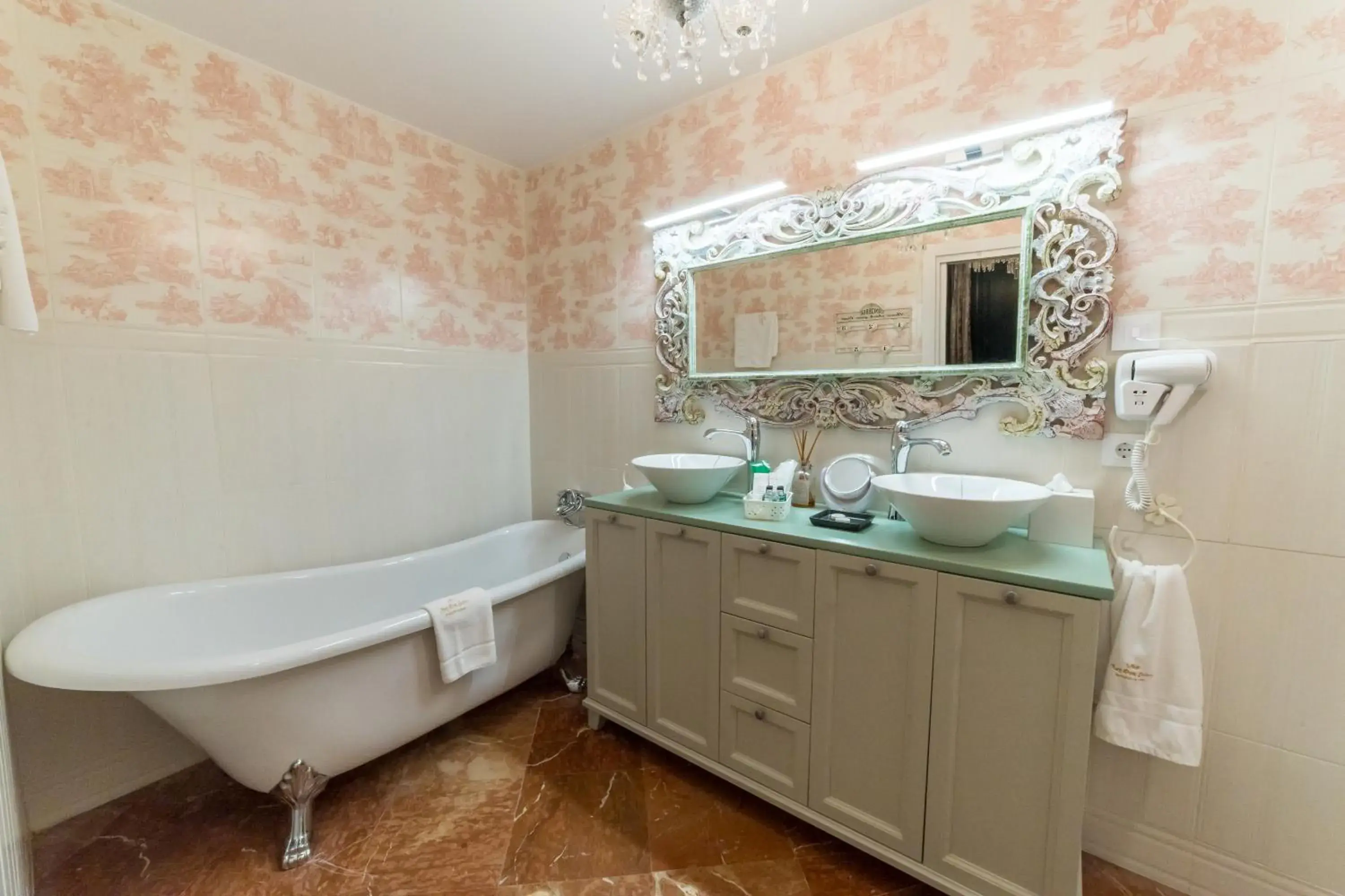 Bathroom in Rey Don Pedro Luxury Home