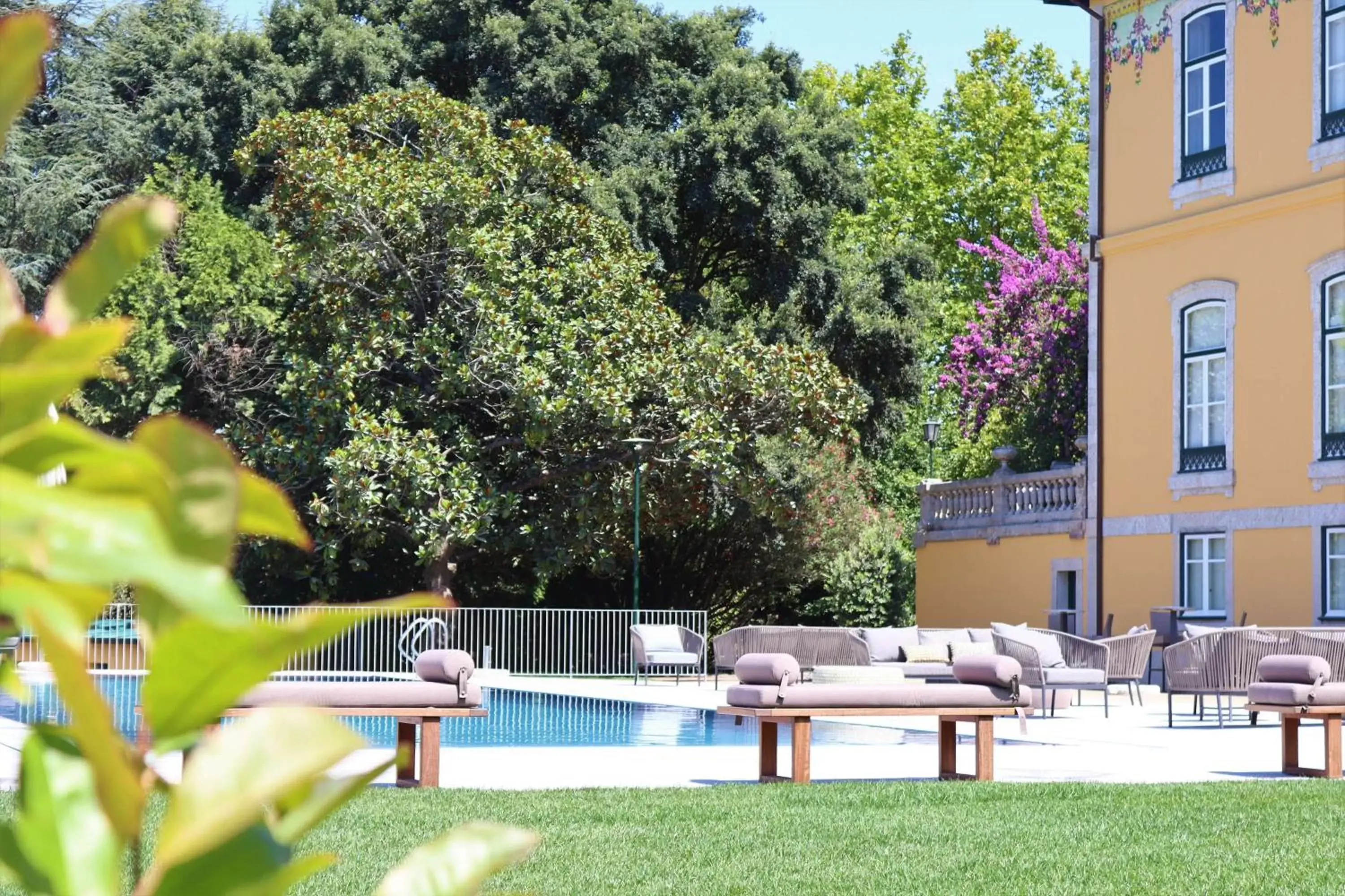 Swimming Pool in Boeira Garden Hotel Porto Gaia, Curio Collection by Hilton