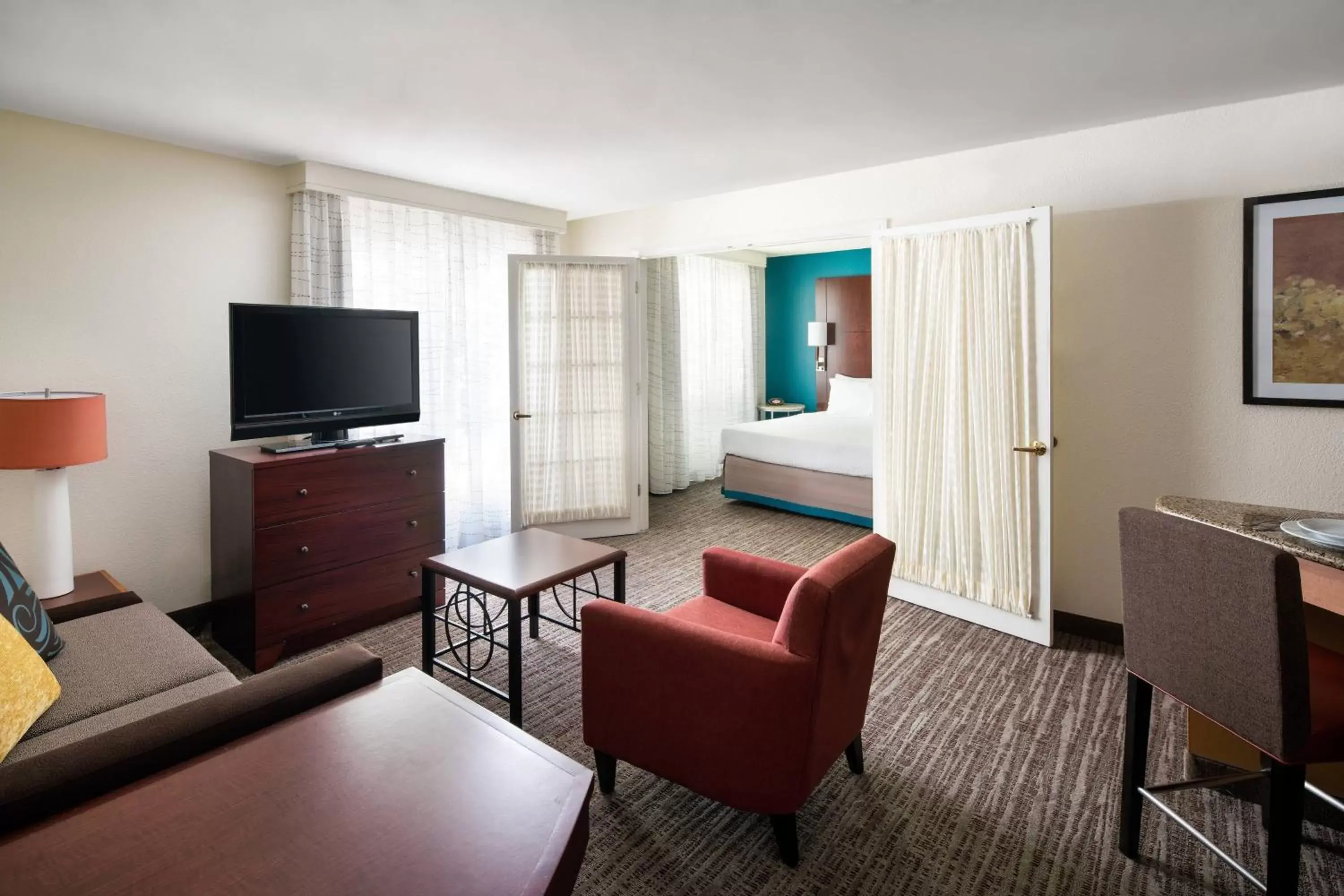Bedroom, Seating Area in Residence Inn Pleasant Hill Concord