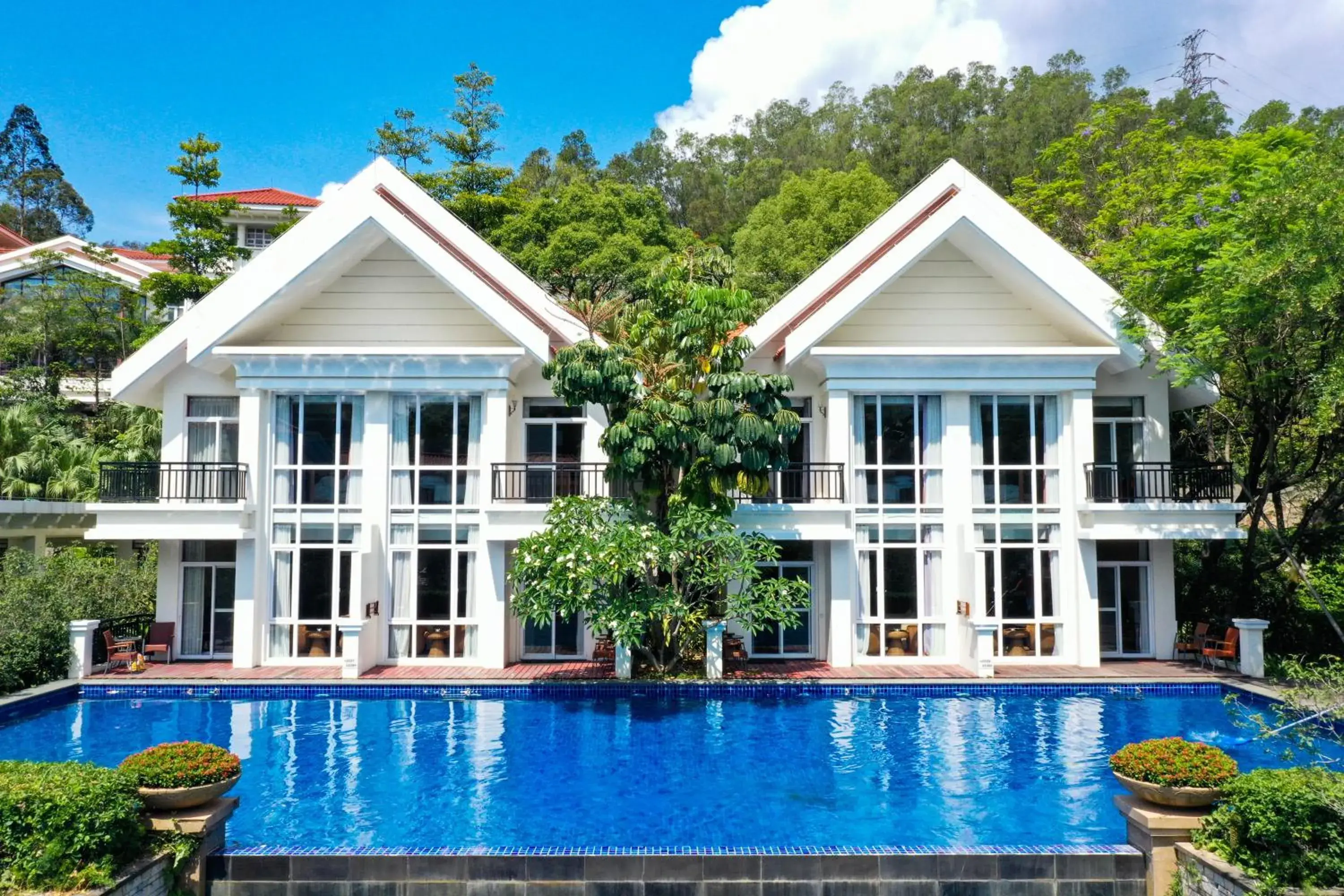 Swimming Pool in Goodview Hotel Sangem Tangxia