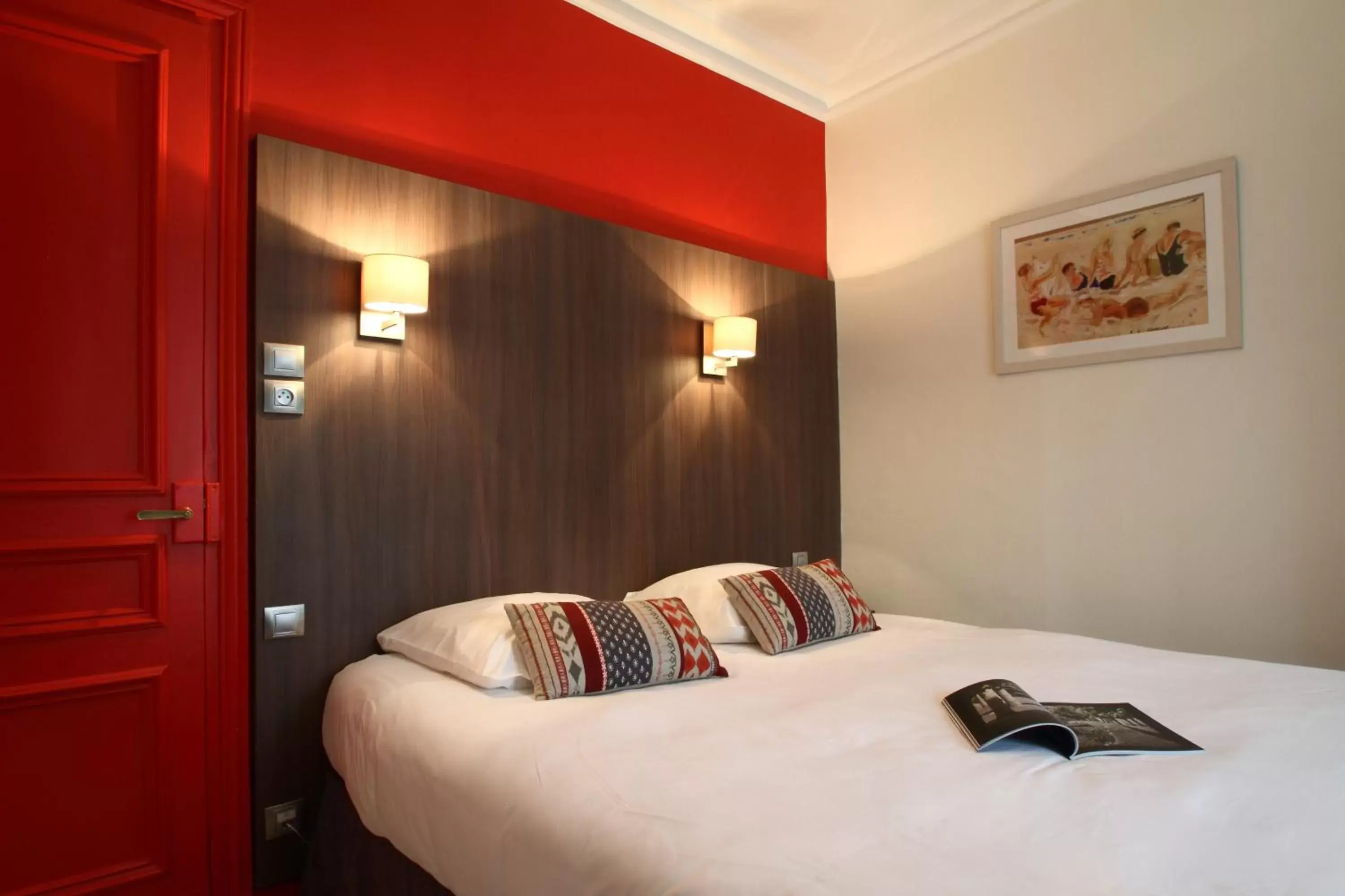 Bedroom, Room Photo in Hôtel De L'Europe