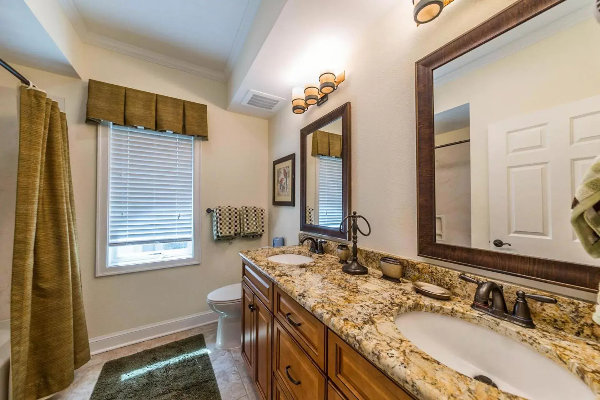 Bathroom in Coral Sands Resort by Palmera