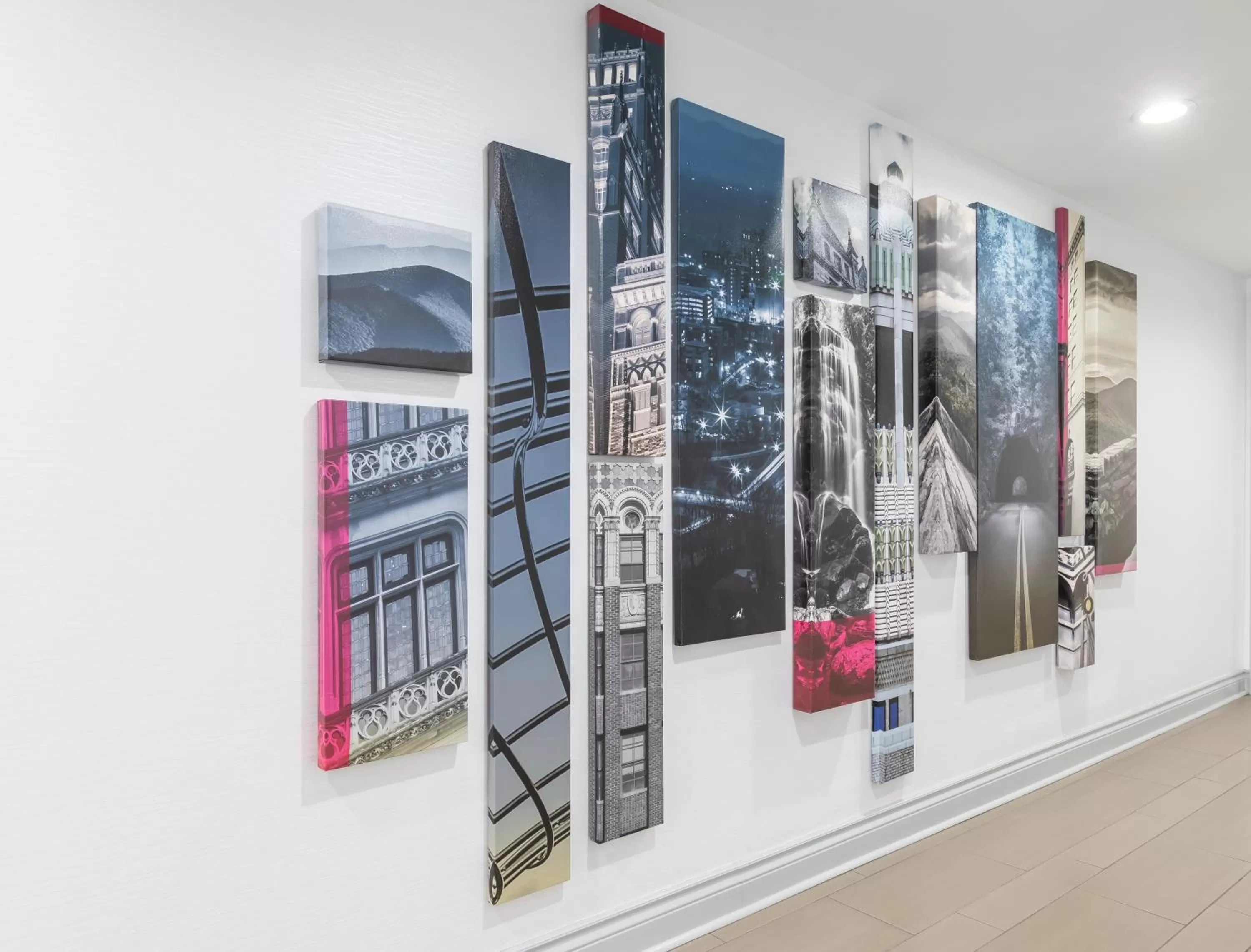 Lobby or reception in Country Inn & Suites by Radisson Asheville Downtown Tunnel Road