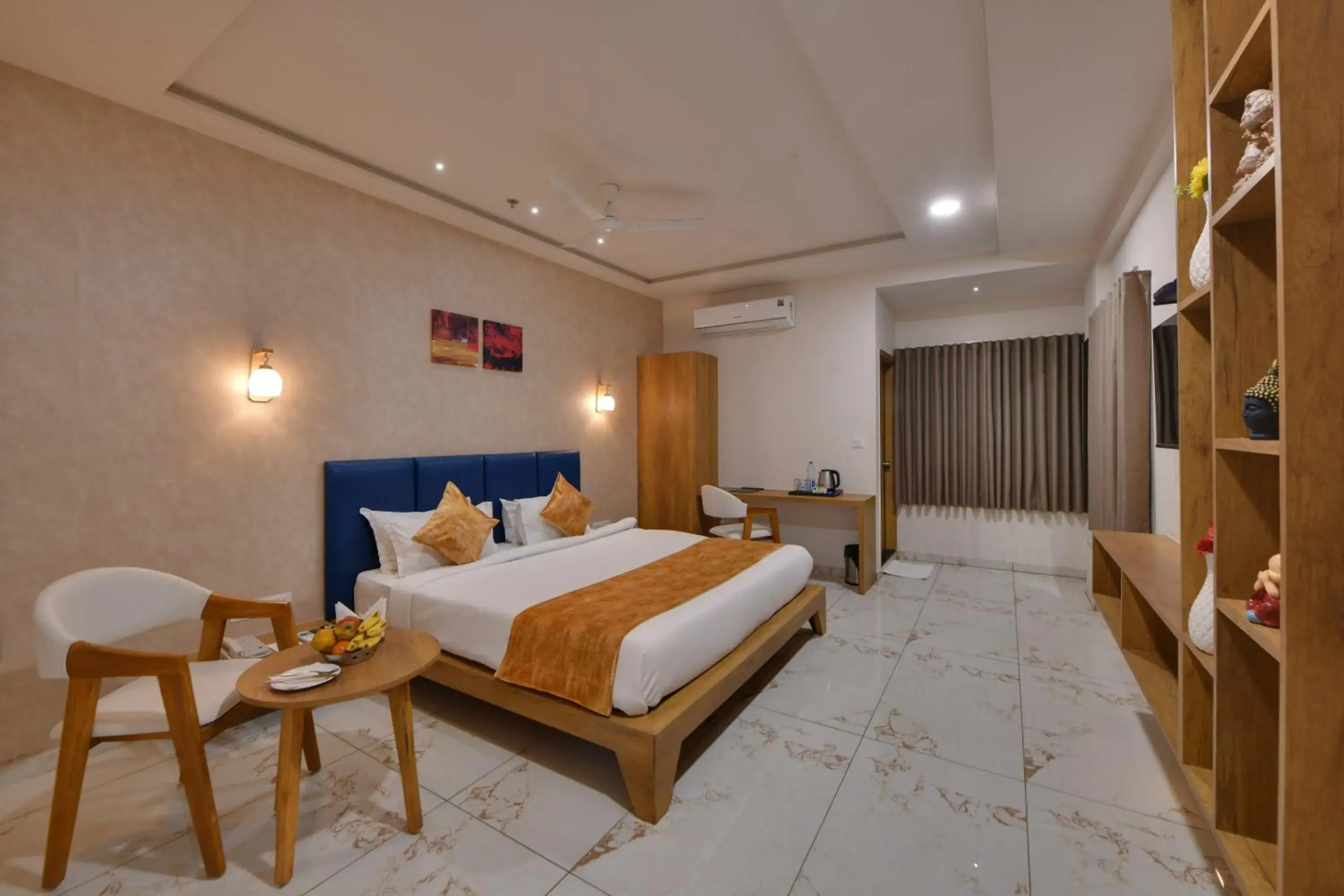 Bed in Click Hotel Tulsi