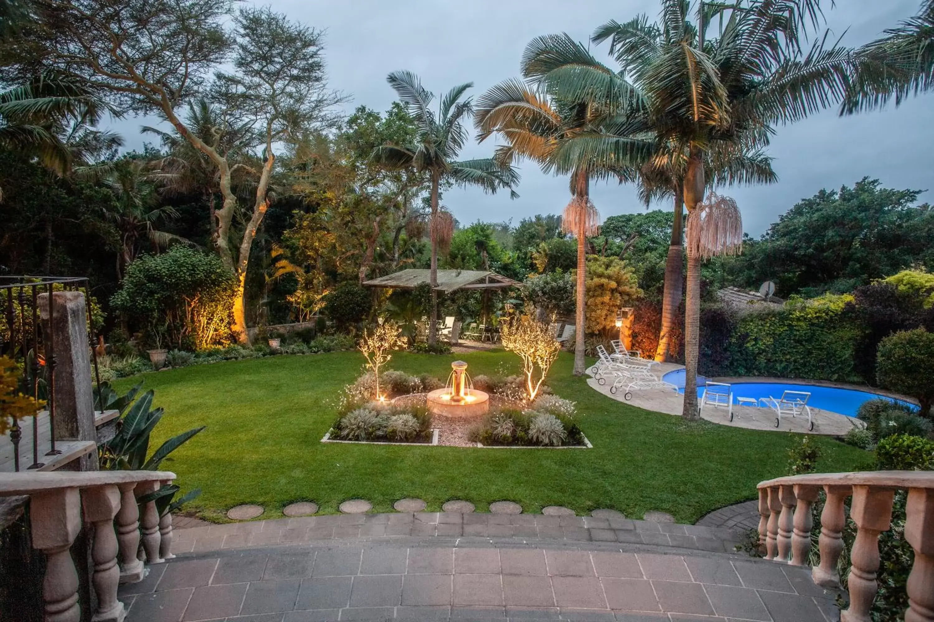 Garden view in Petite Provence B&B Garden view in Petite Provence B&B