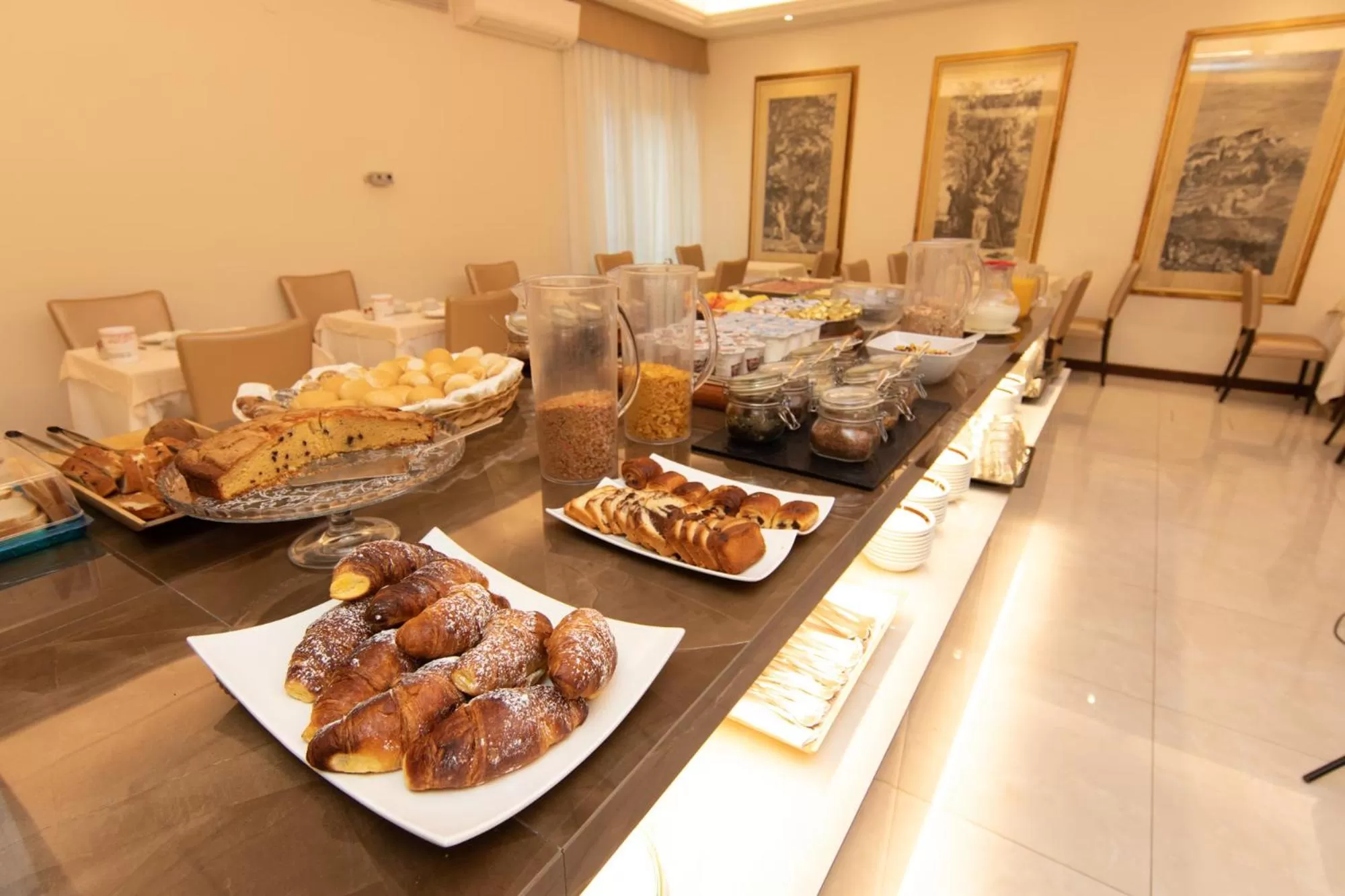 Breakfast in Hotel Universal Terme