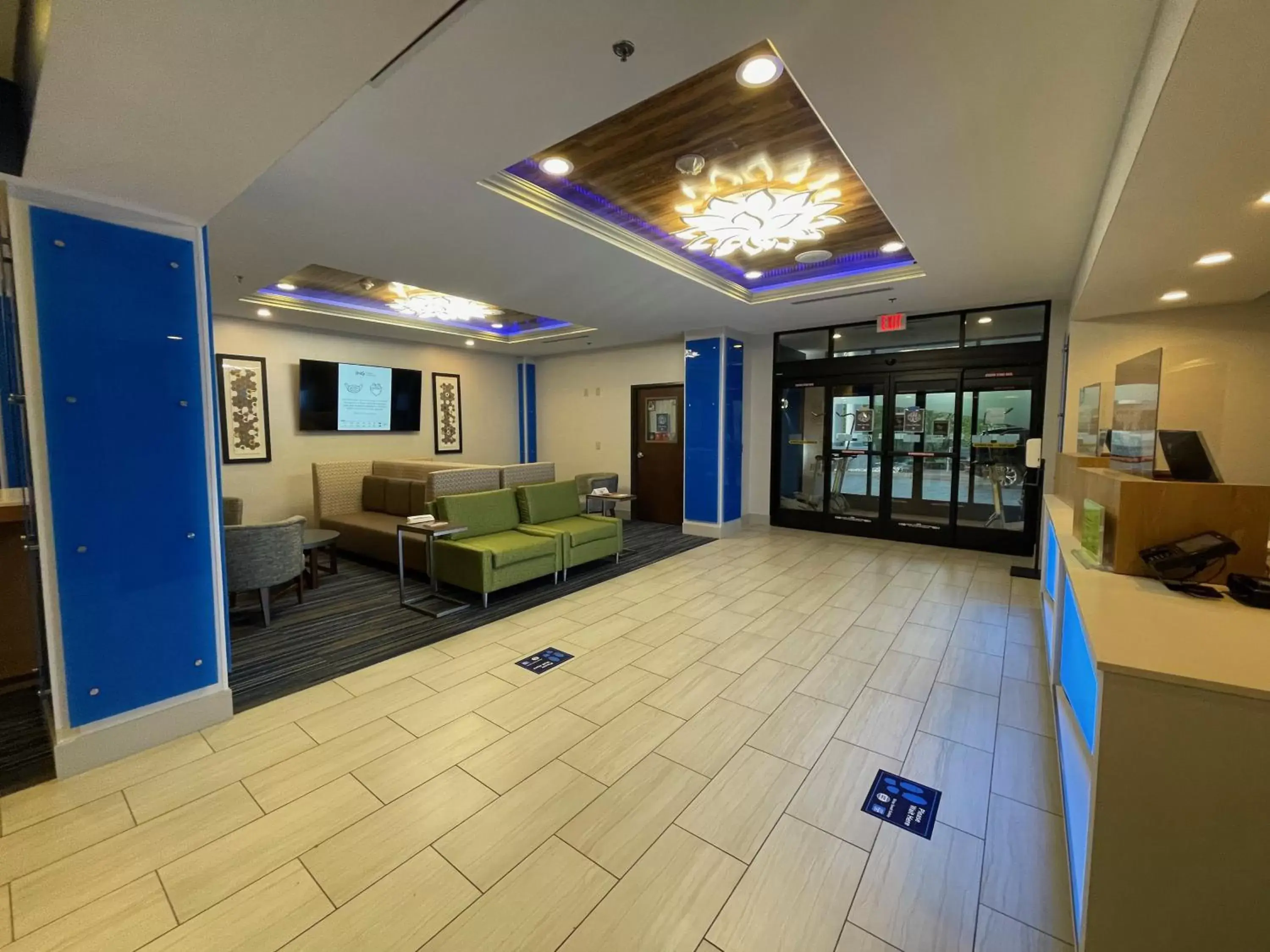 Lobby or reception, Lobby/Reception in Holiday Inn Express & Suites Columbia - East Elkridge, Jessup an IHG Hotel