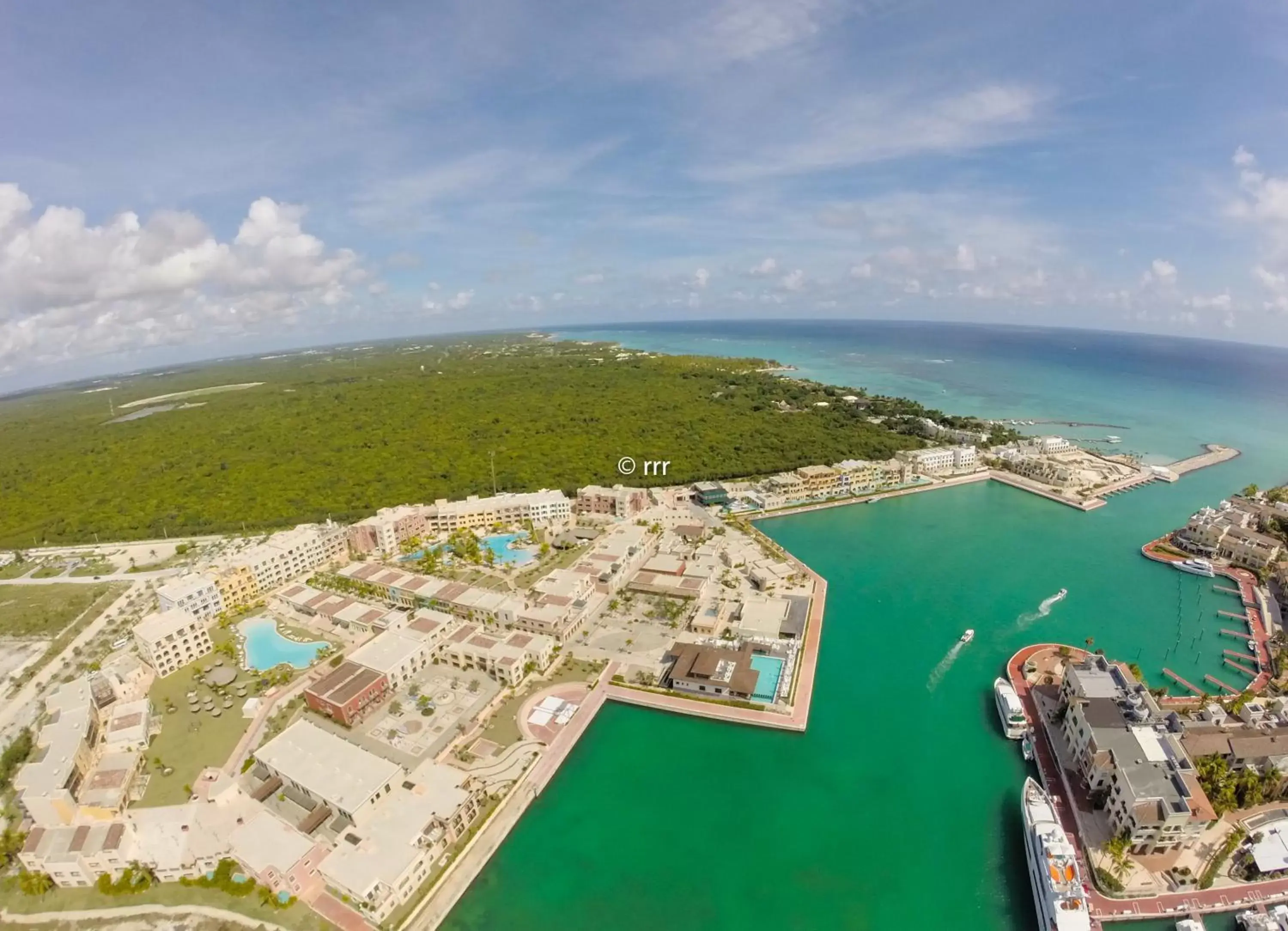 Facade/entrance, Bird's-eye View in Fishing Lodge Cap Cana