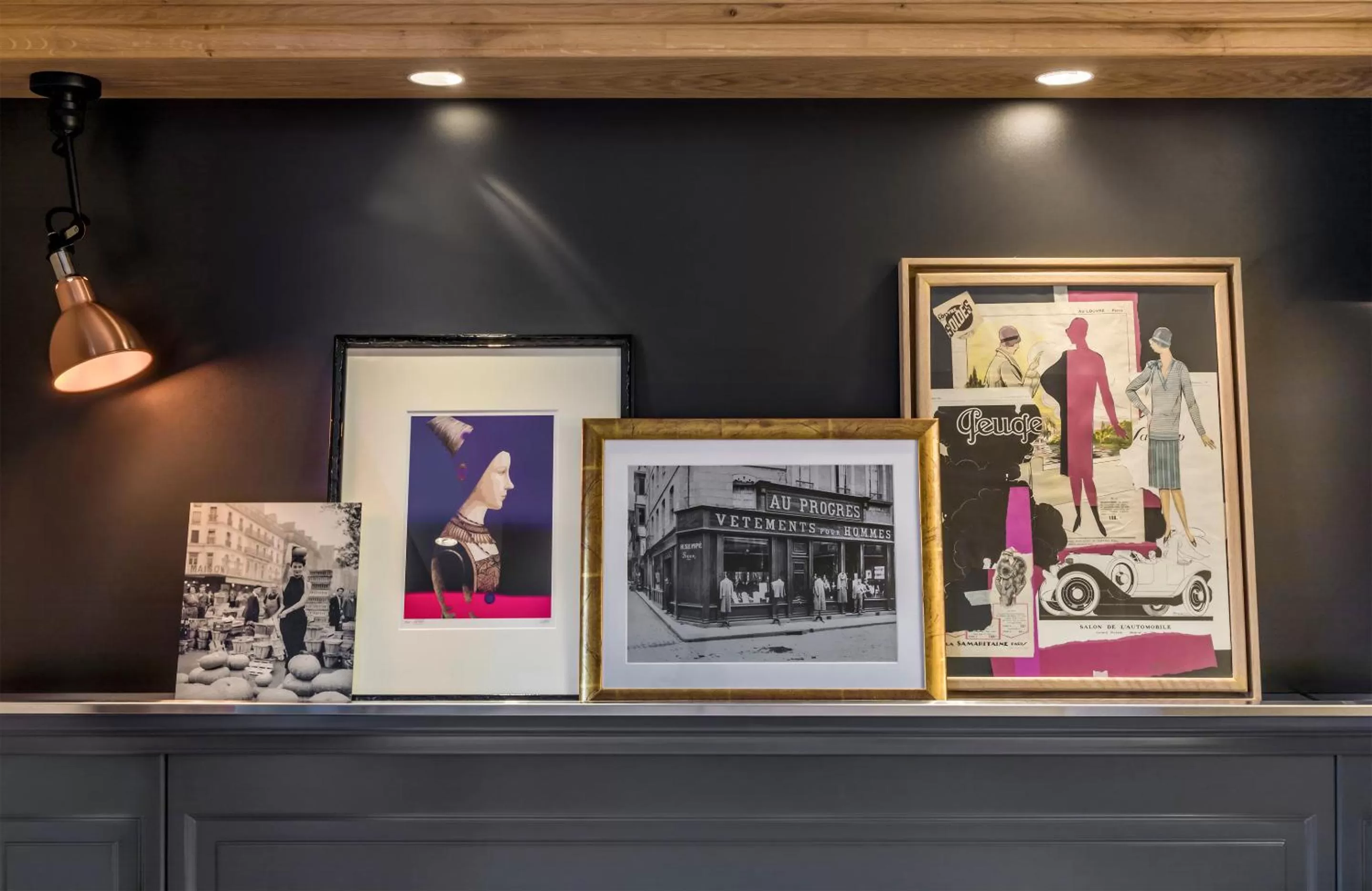 Bedroom in Hotel Ducs de Bourgogne