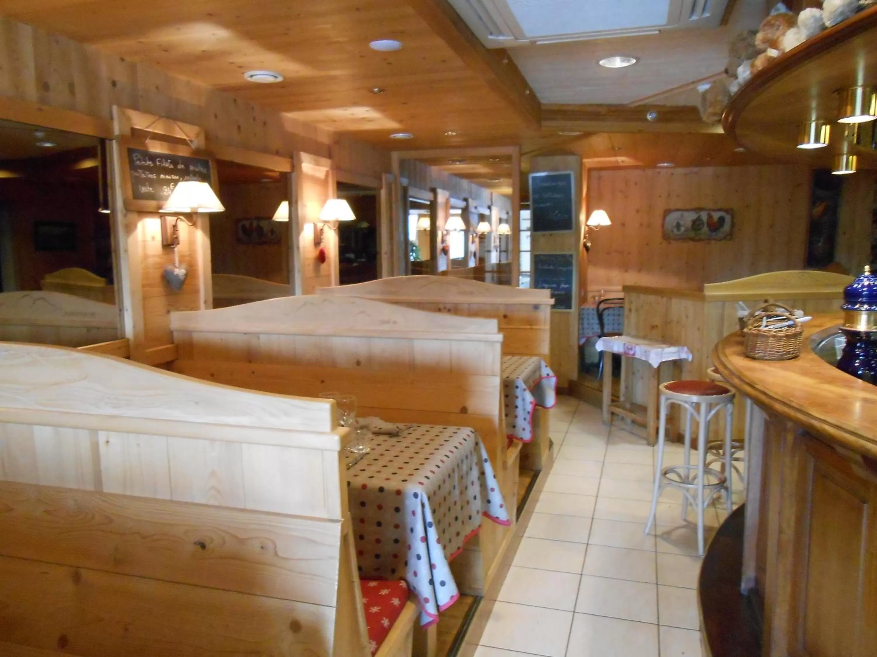 Lounge or bar in Hotel Blanc