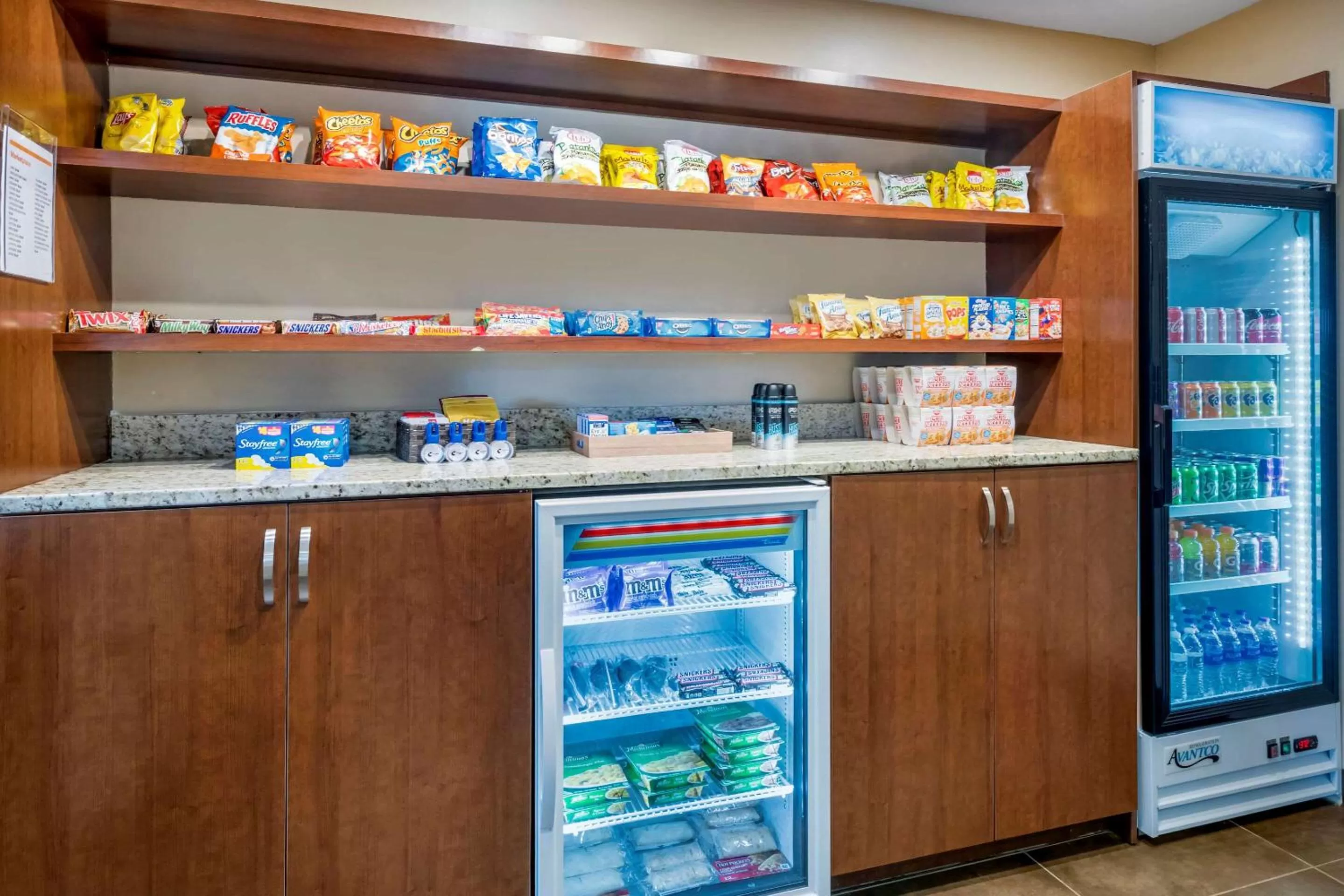 On-site shops in Comfort Inn International Drive
