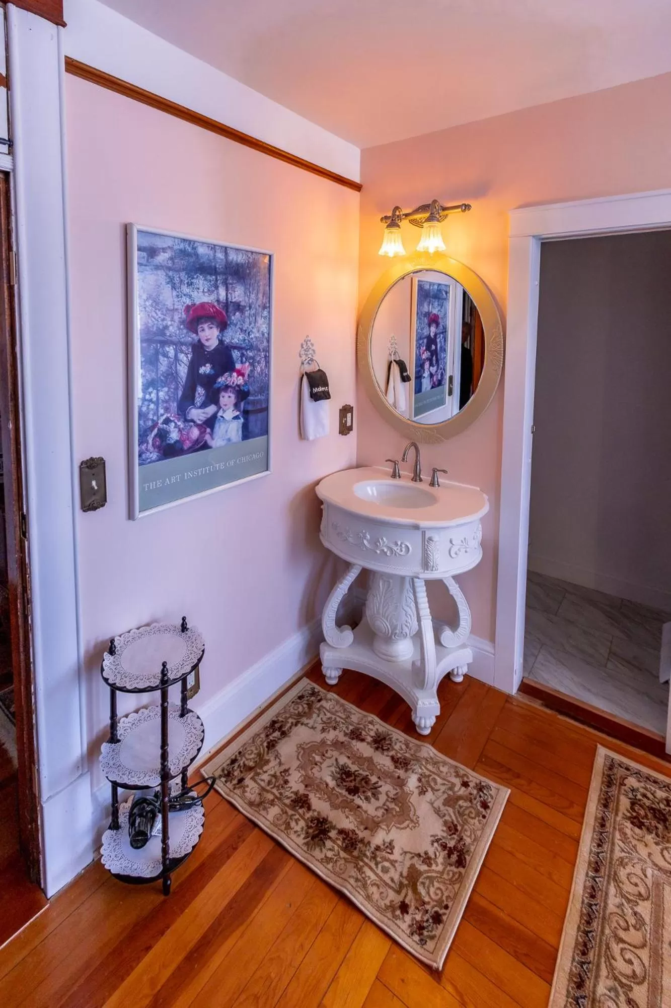 Bathroom, Seating Area in 1899 Inn