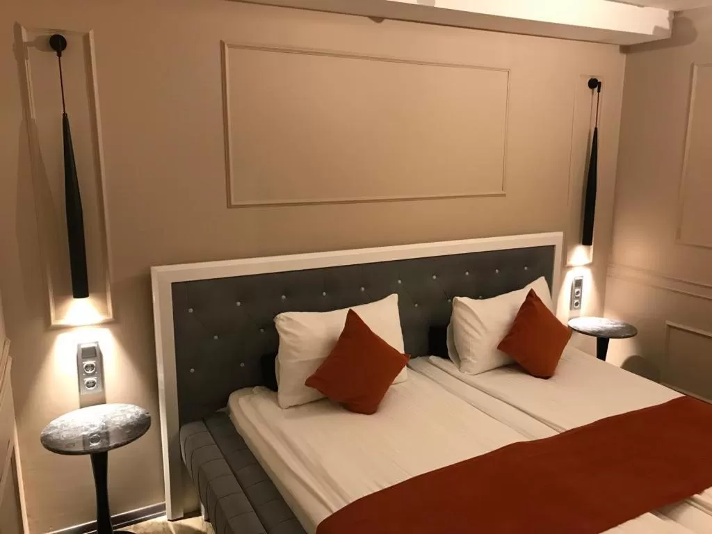 Bedroom, Bed in Harbiye Residence