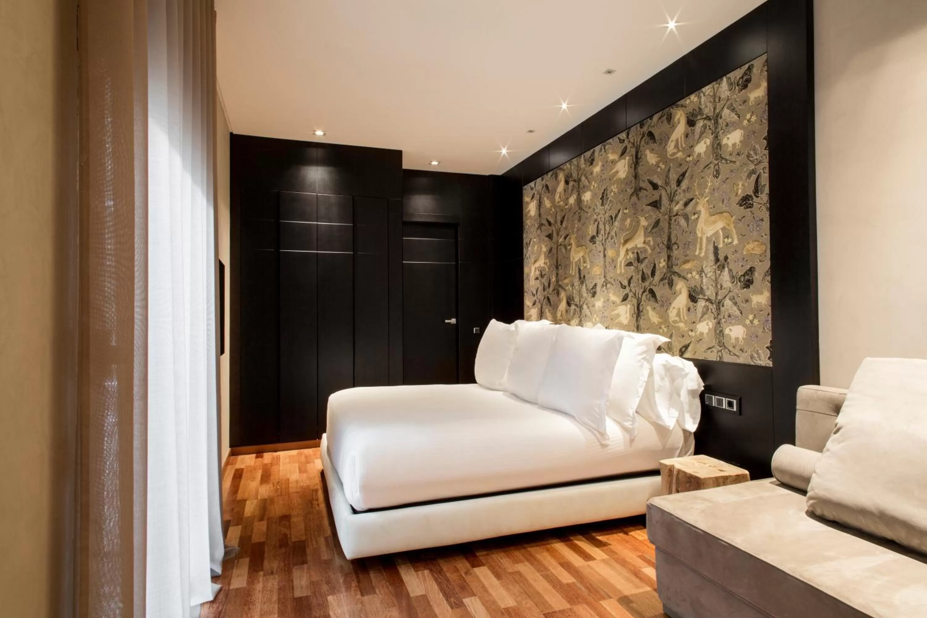 Photo of the whole room in Claris Hotel & Spa GL, a Small Luxury Hotel of the World