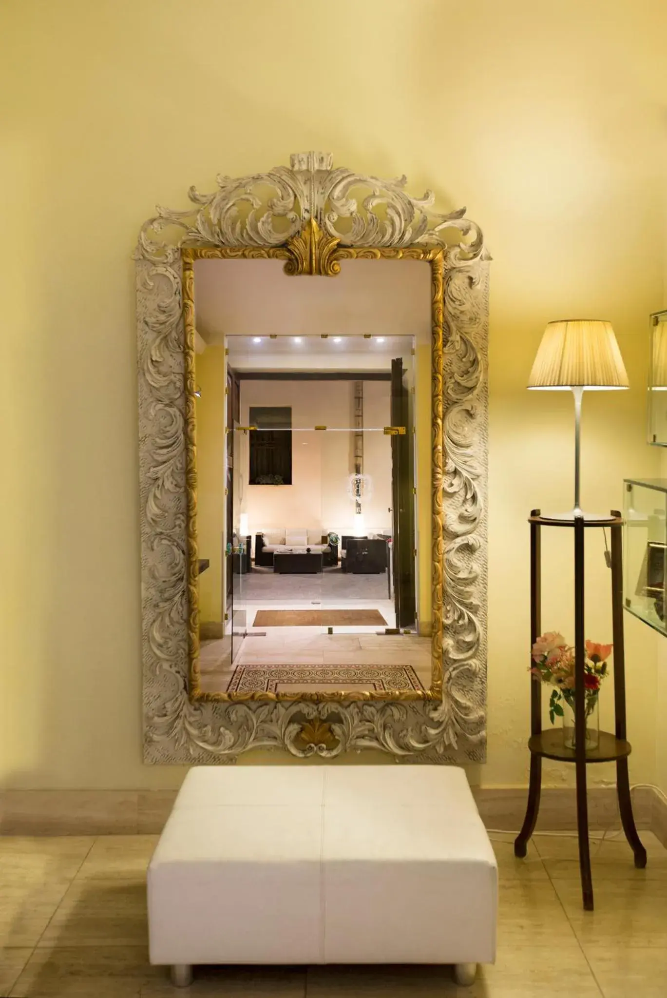 Decorative detail, Bathroom in Badia Nuova Residence