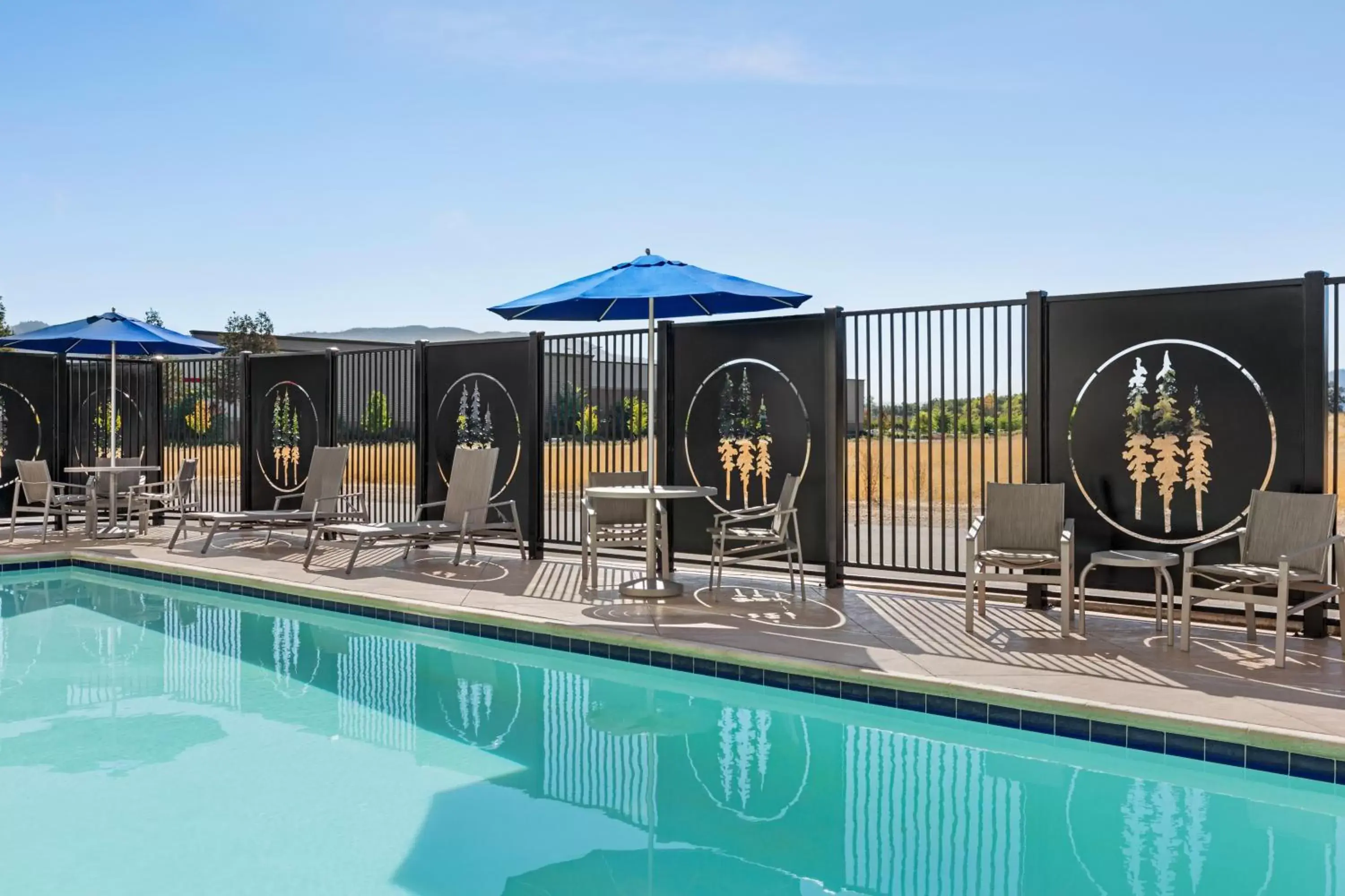 Day, Swimming Pool in Holiday Inn Express & Suites - Ukiah, an IHG Hotel