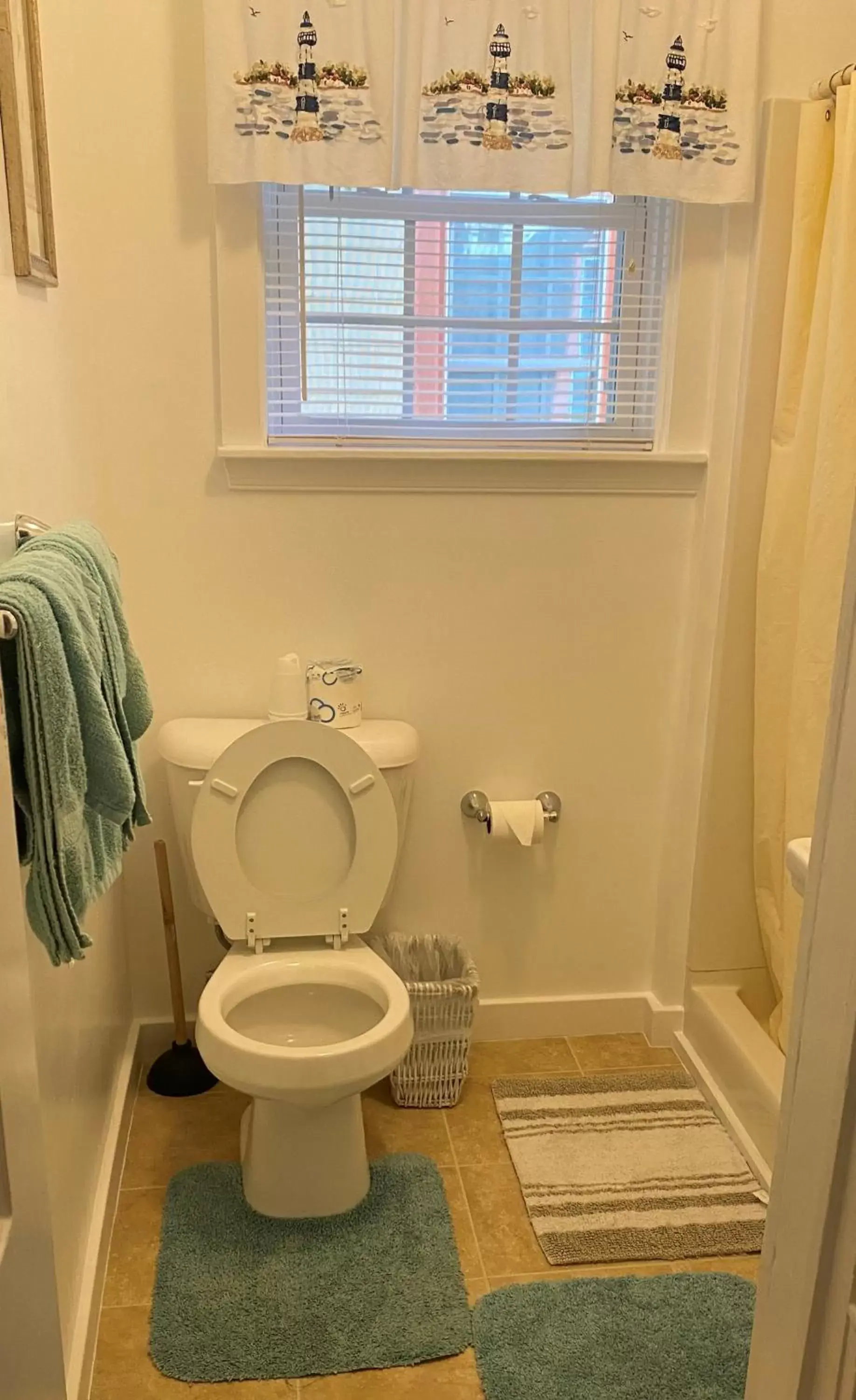 Bathroom in Angie's Guest Cottage