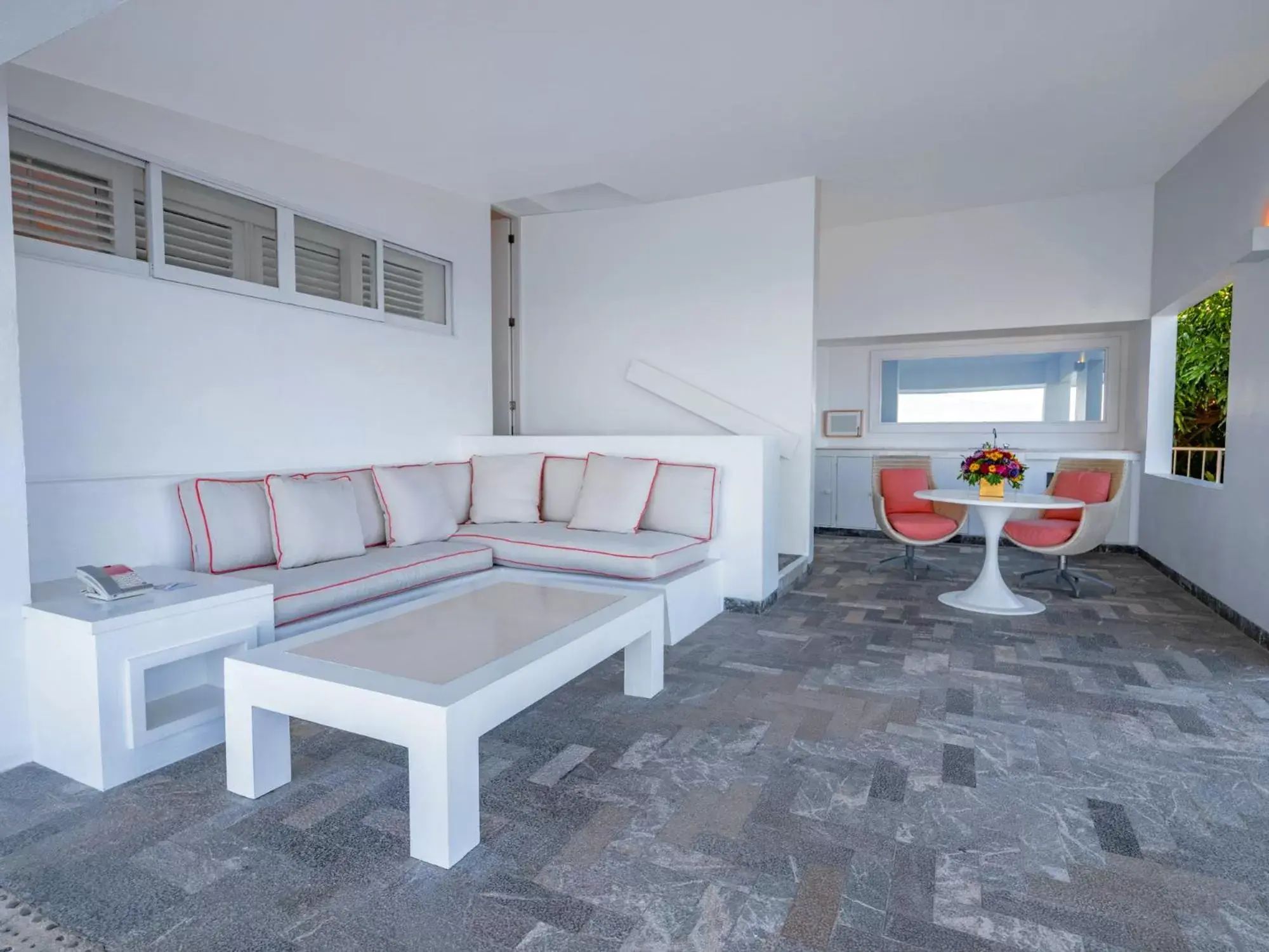 Living room, Seating Area in Las Brisas Acapulco