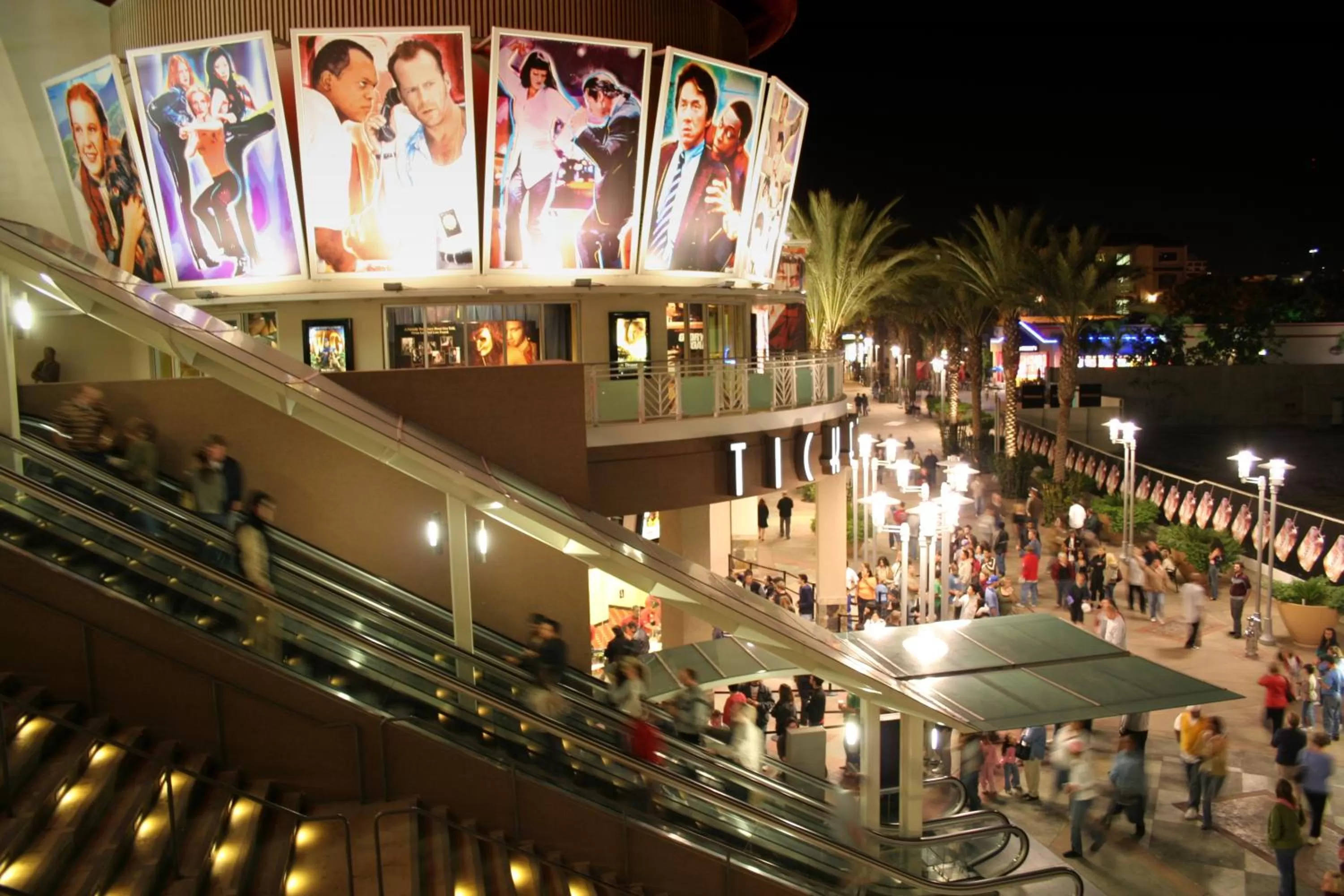 Nearby landmark in Safari Inn, a Coast Hotel