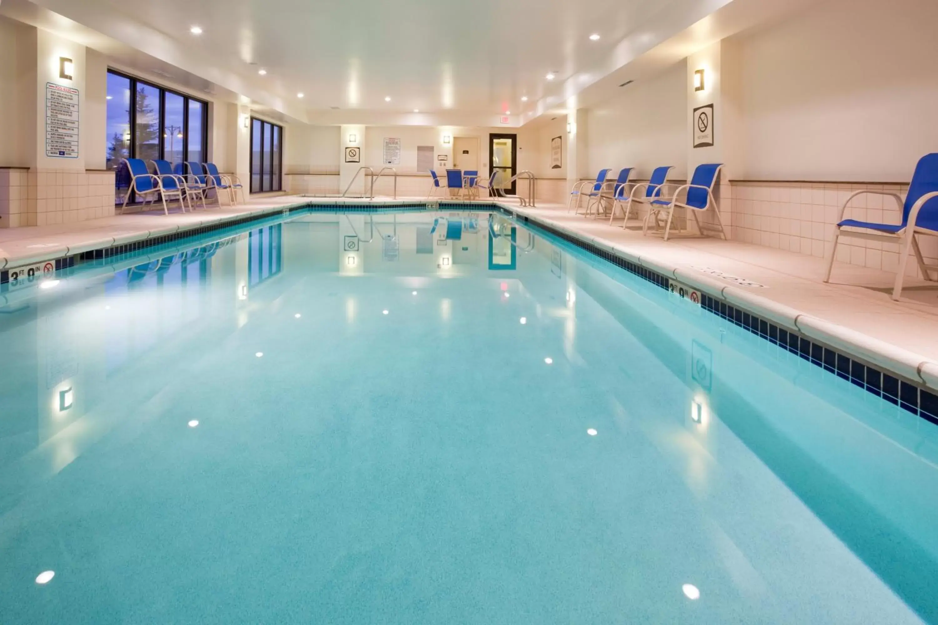 Swimming Pool in Staybridge Suites Milwaukee West-Oconomowoc, an IHG Hotel