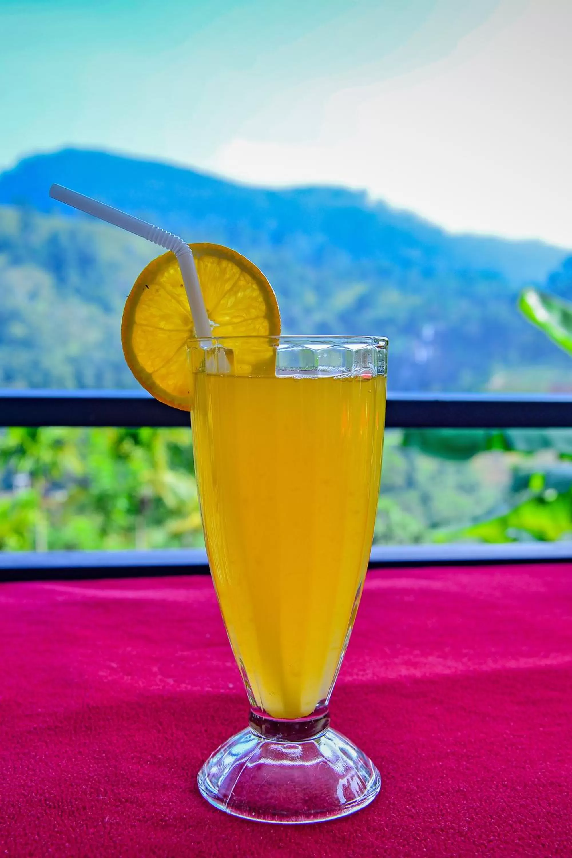 Mountain view in Dimuthu Home Stay