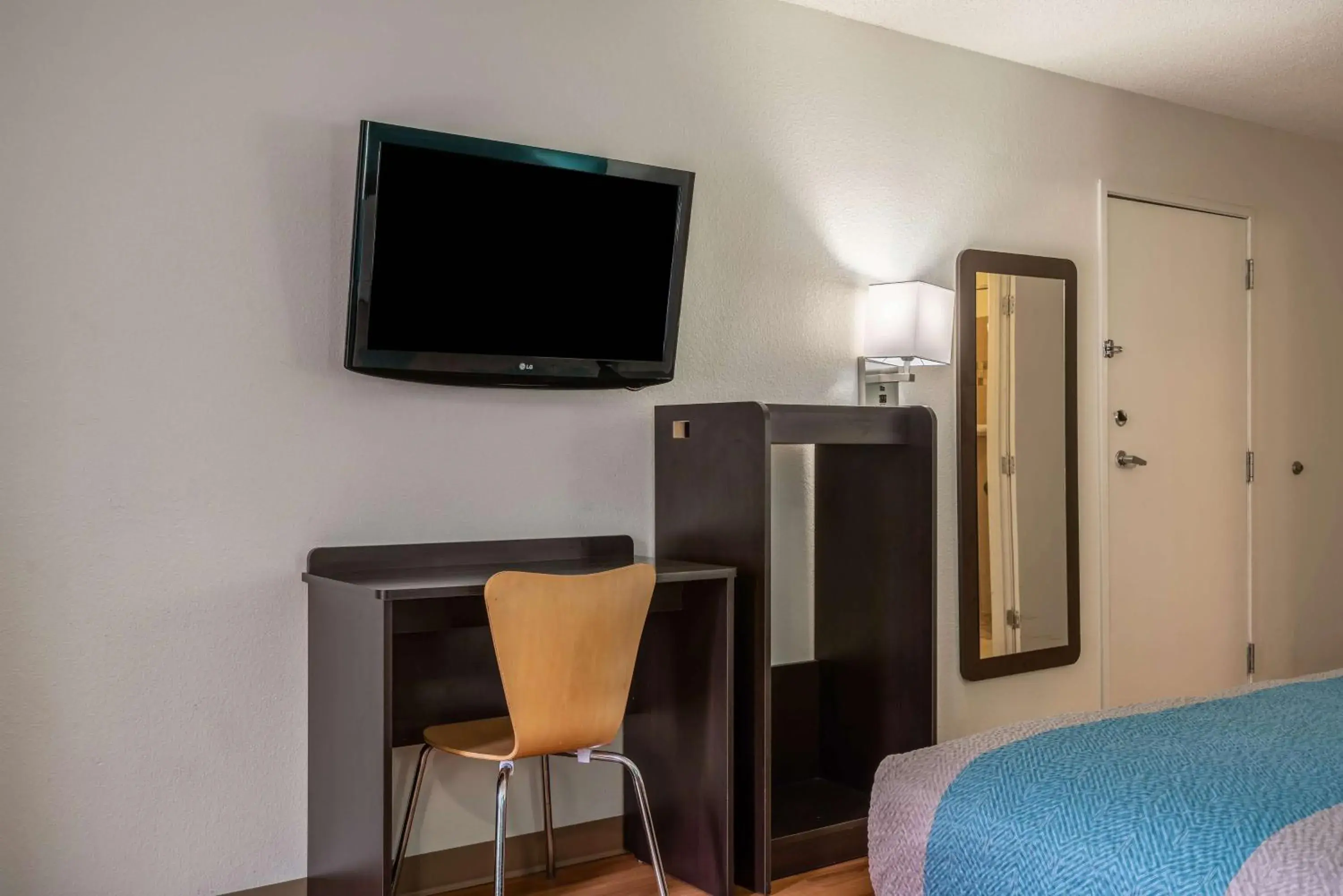 TV and multimedia, TV/Entertainment Center in Motel 6-Rocky Mount, NC