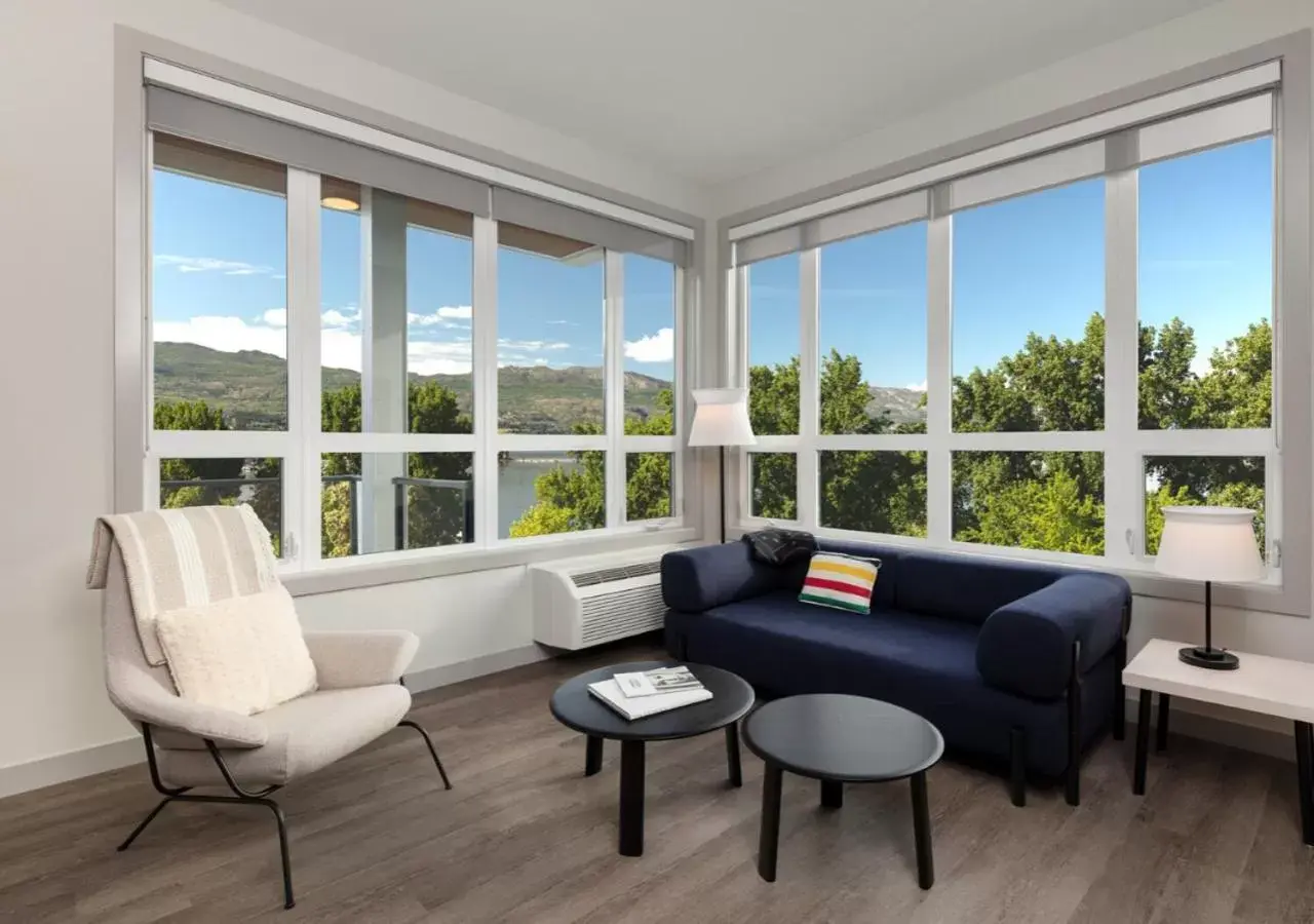 Living room, Seating Area in The Shore