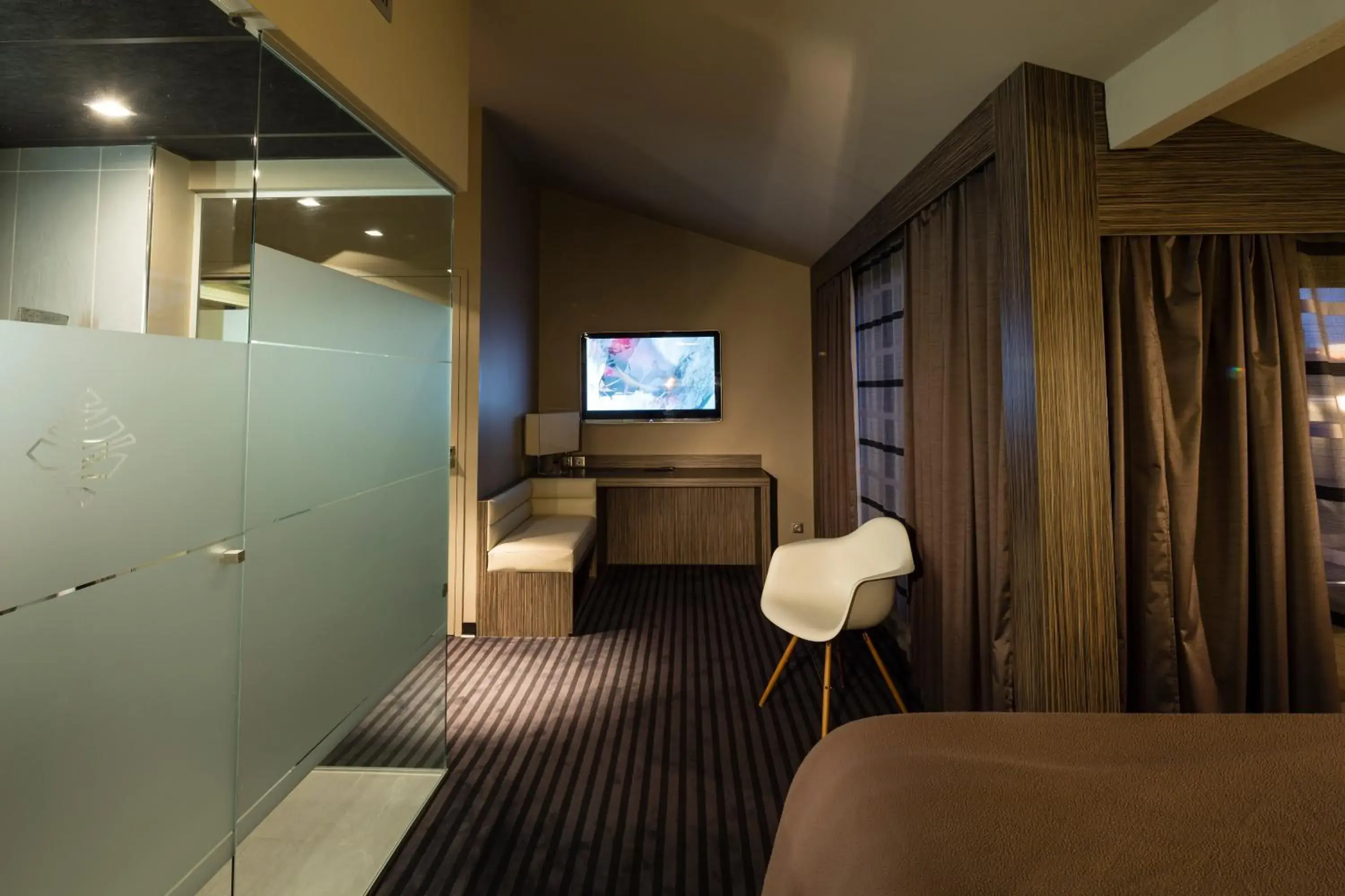 Photo of the whole room, Seating Area in Hôtel de Brienne