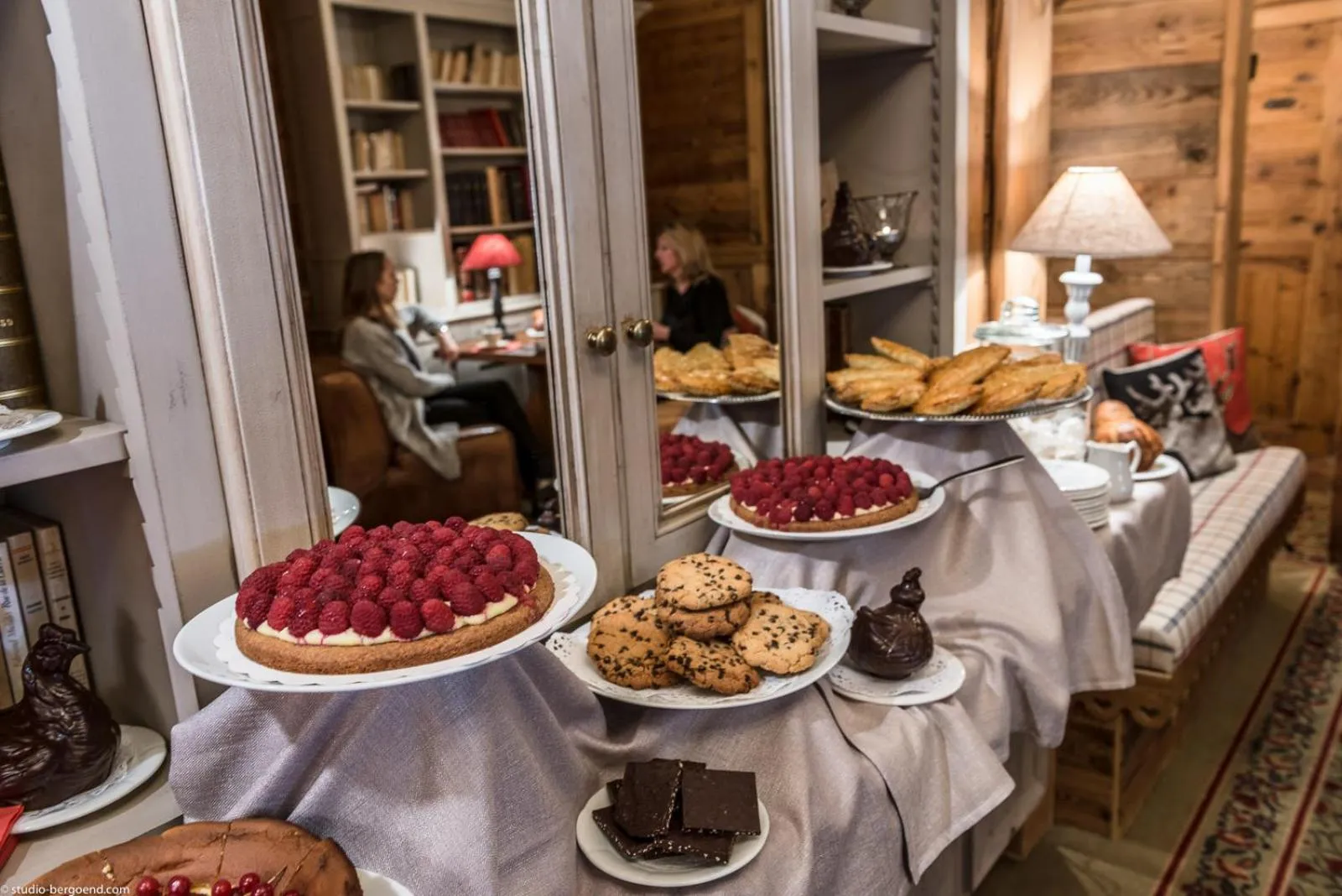 Lounge or bar in Hôtel Alpen Ruitor