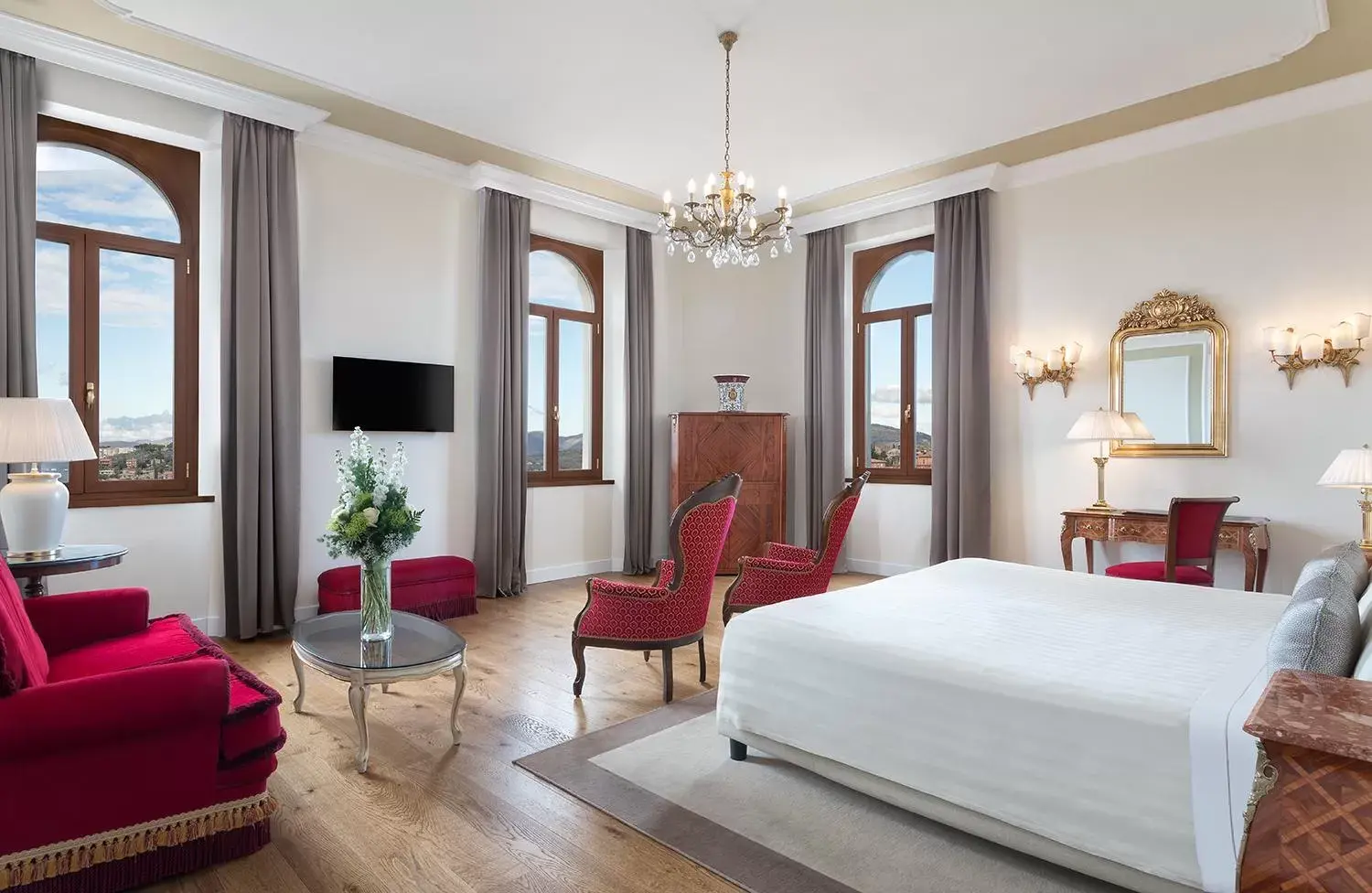 Photo of the whole room in Brufani Palace Hotel - Small Luxury Hotels of the World