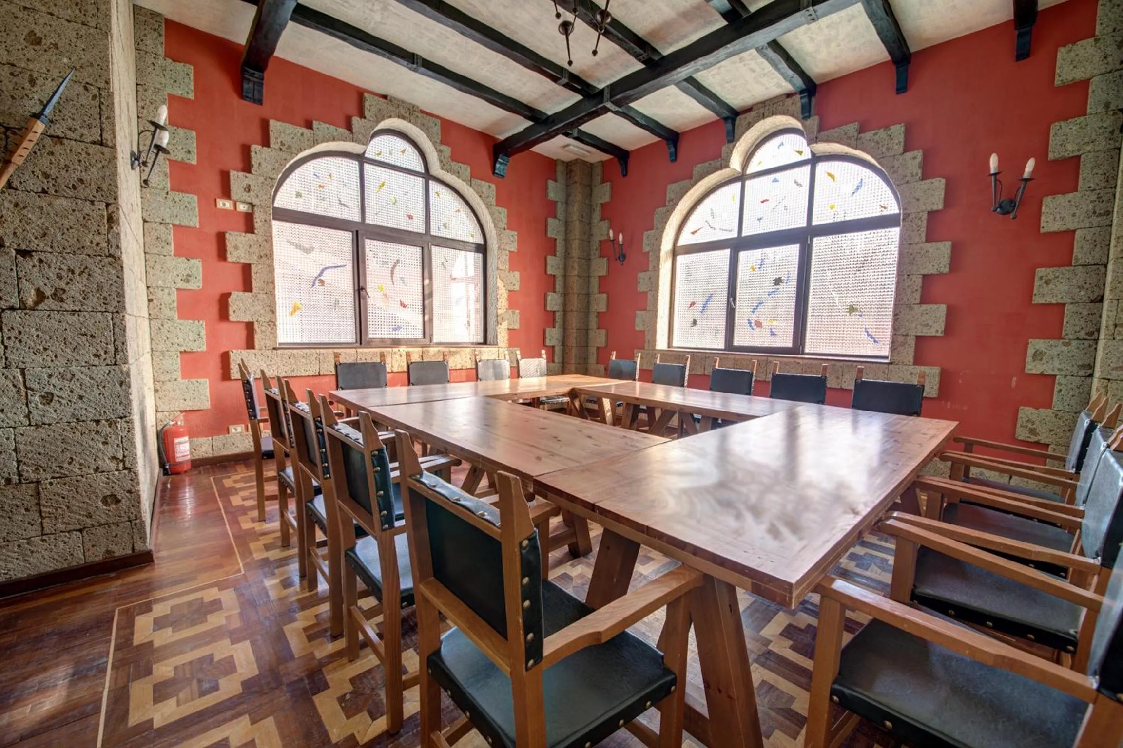 Business facilities in House of Dracula Hotel