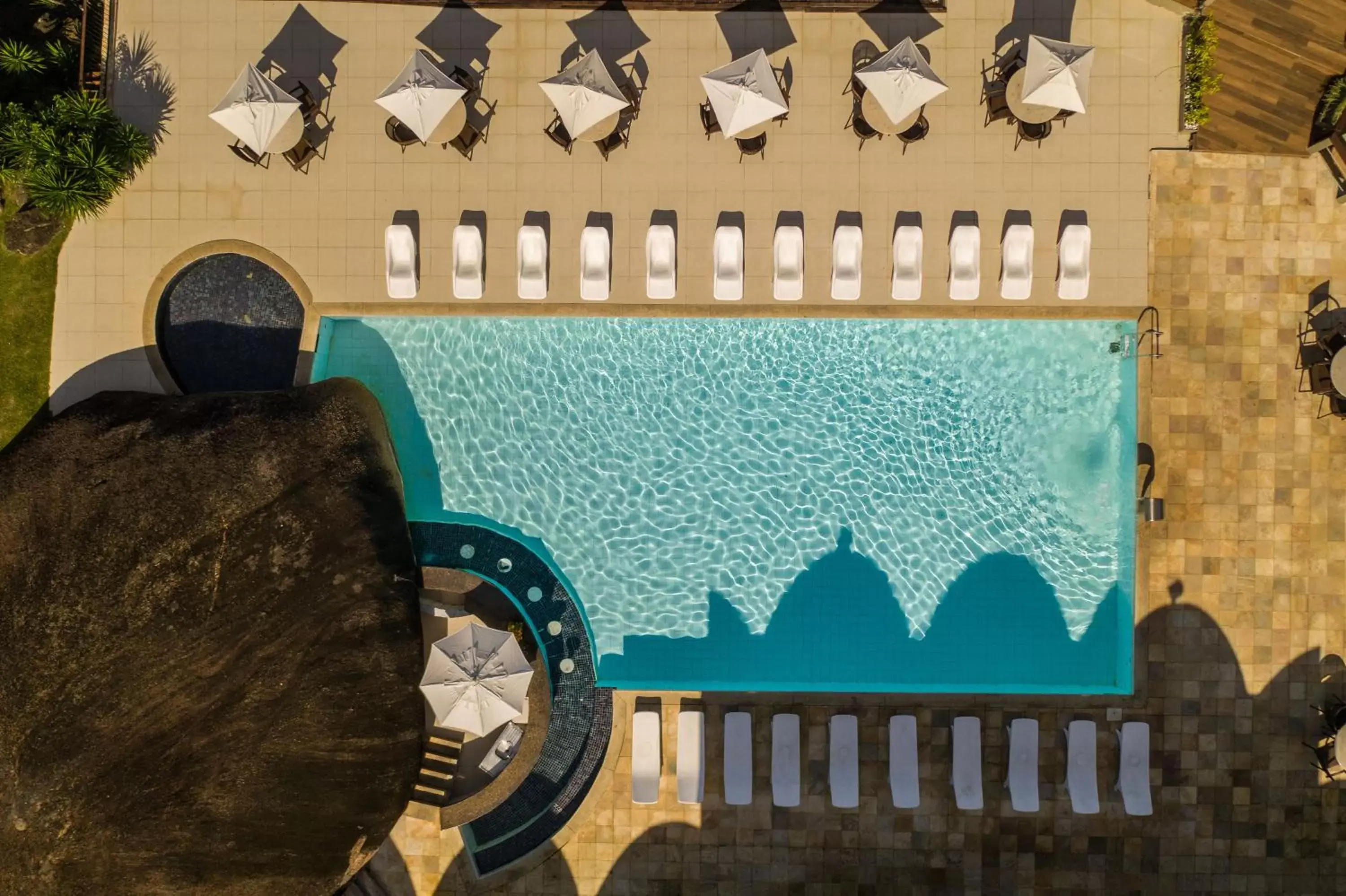 Sea view, Pool View in Portogalo Suite Hotel