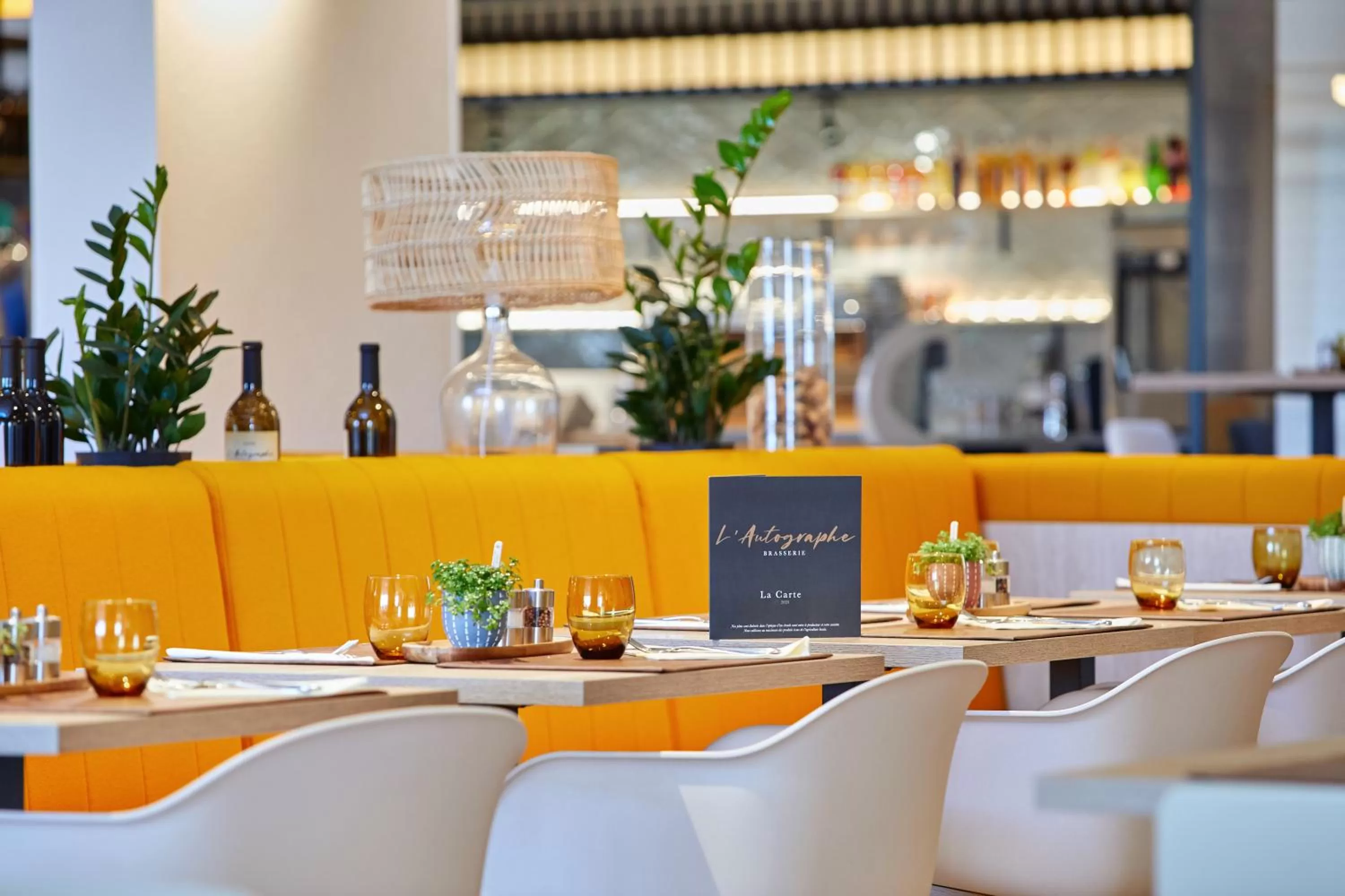 Restaurant/places to eat in ibis La Roche Sur Yon Vendespace