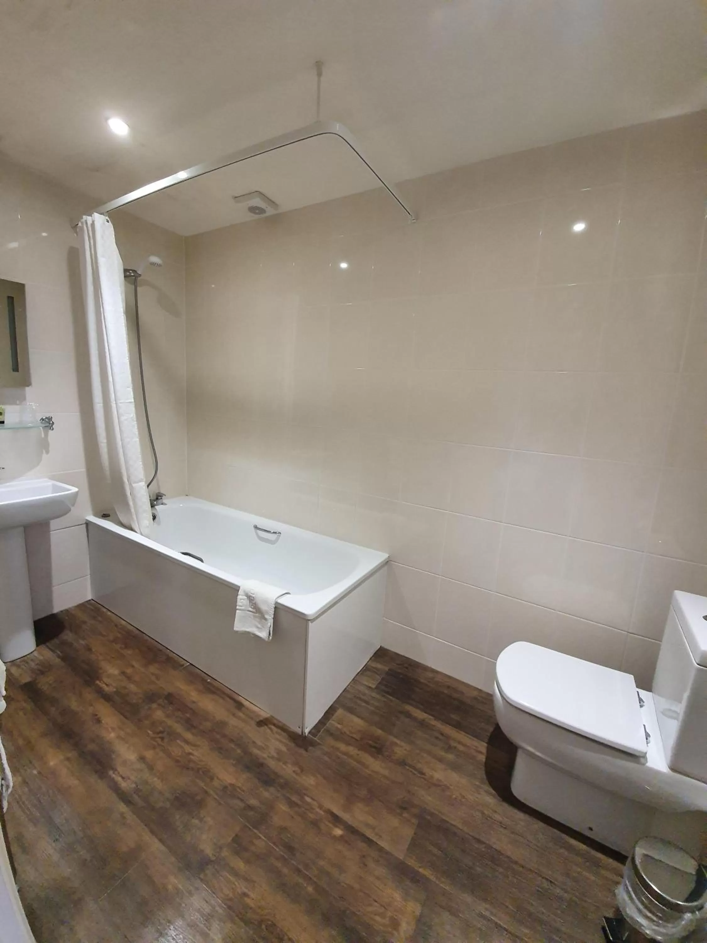 Bathroom in Brooklands Lodge