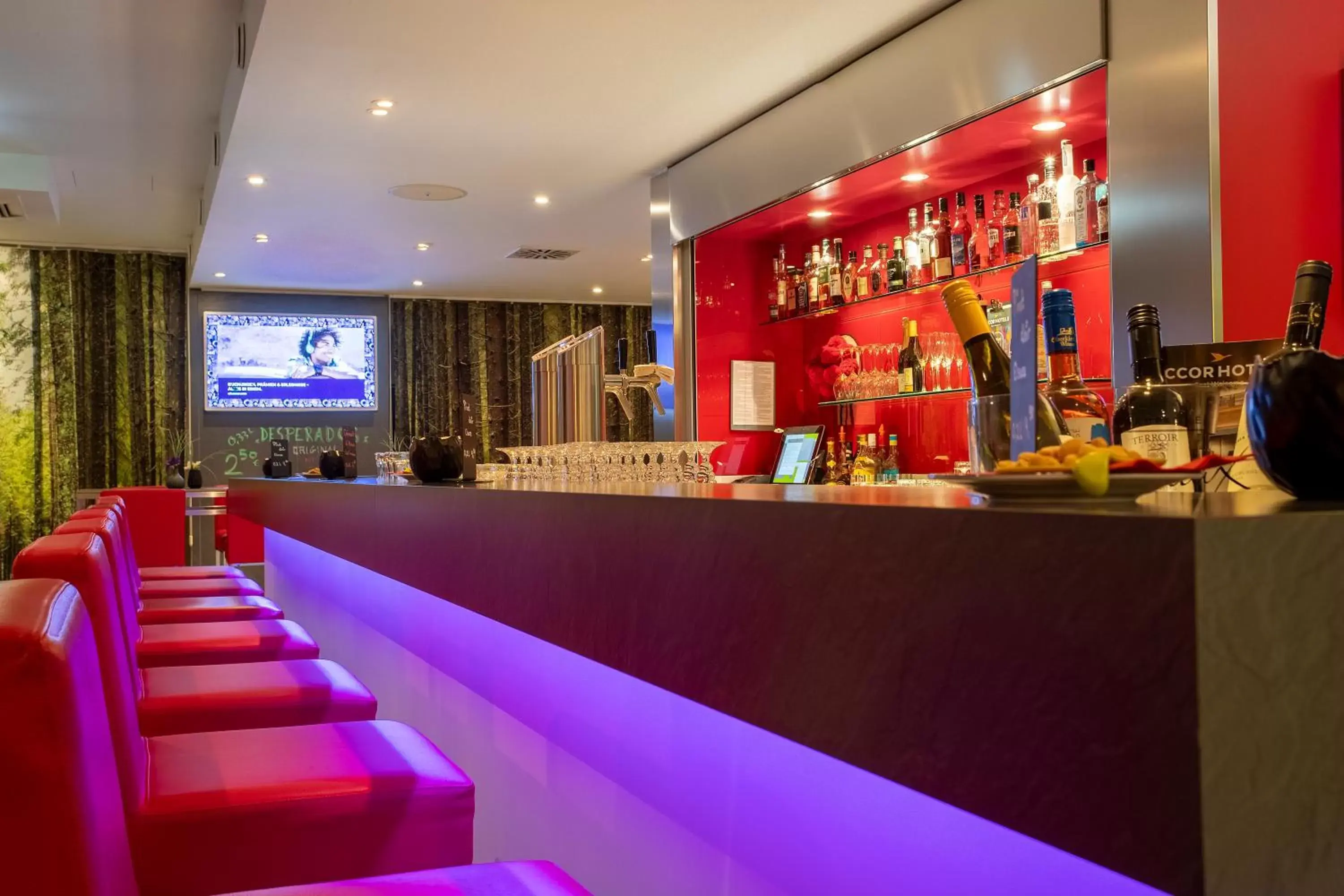 Restaurant/places to eat, Lounge/Bar in ibis Styles Karlsruhe Ettlingen
