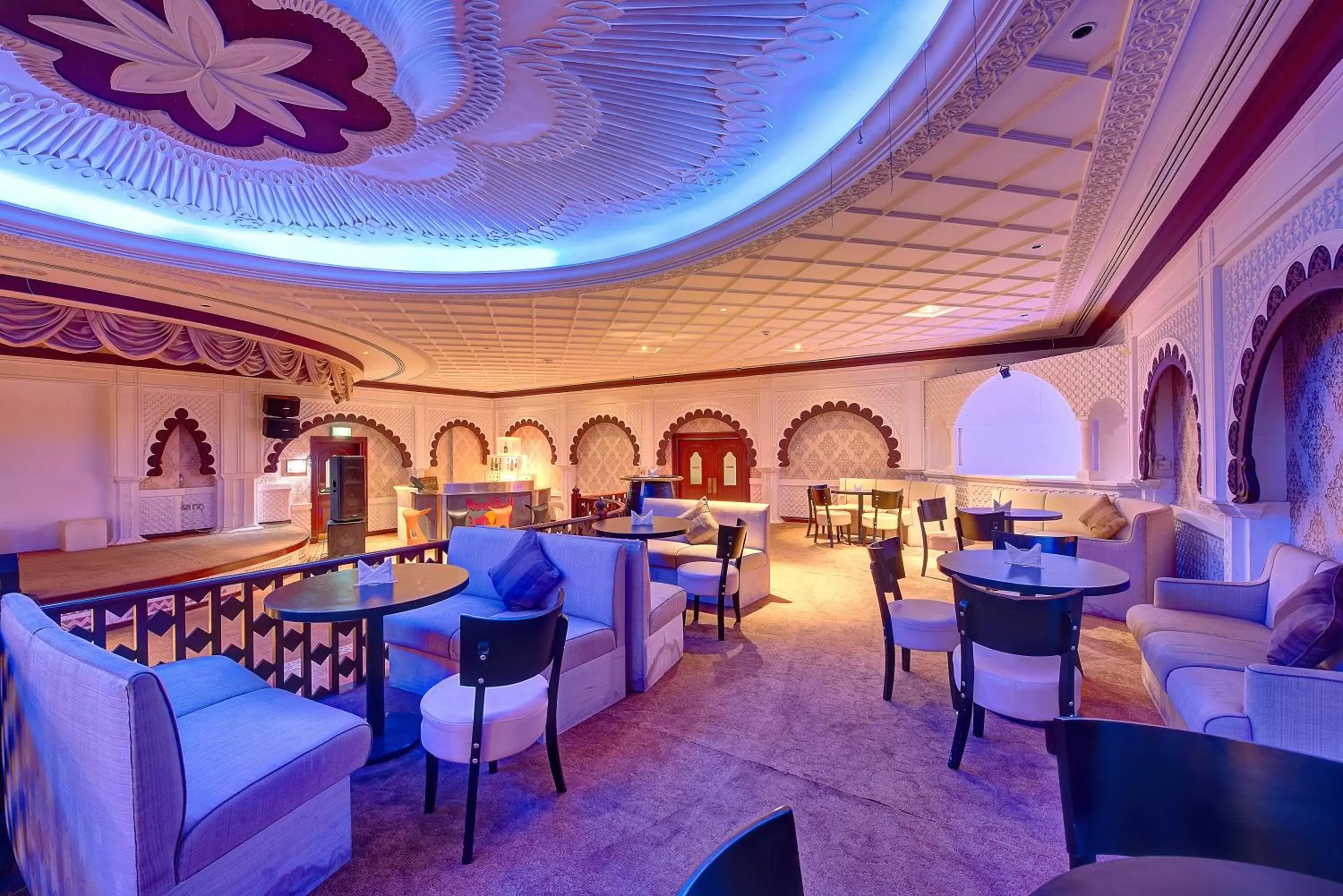 Lounge or bar, Restaurant/Places to Eat in Crowne Plaza Resort Salalah, an IHG Hotel