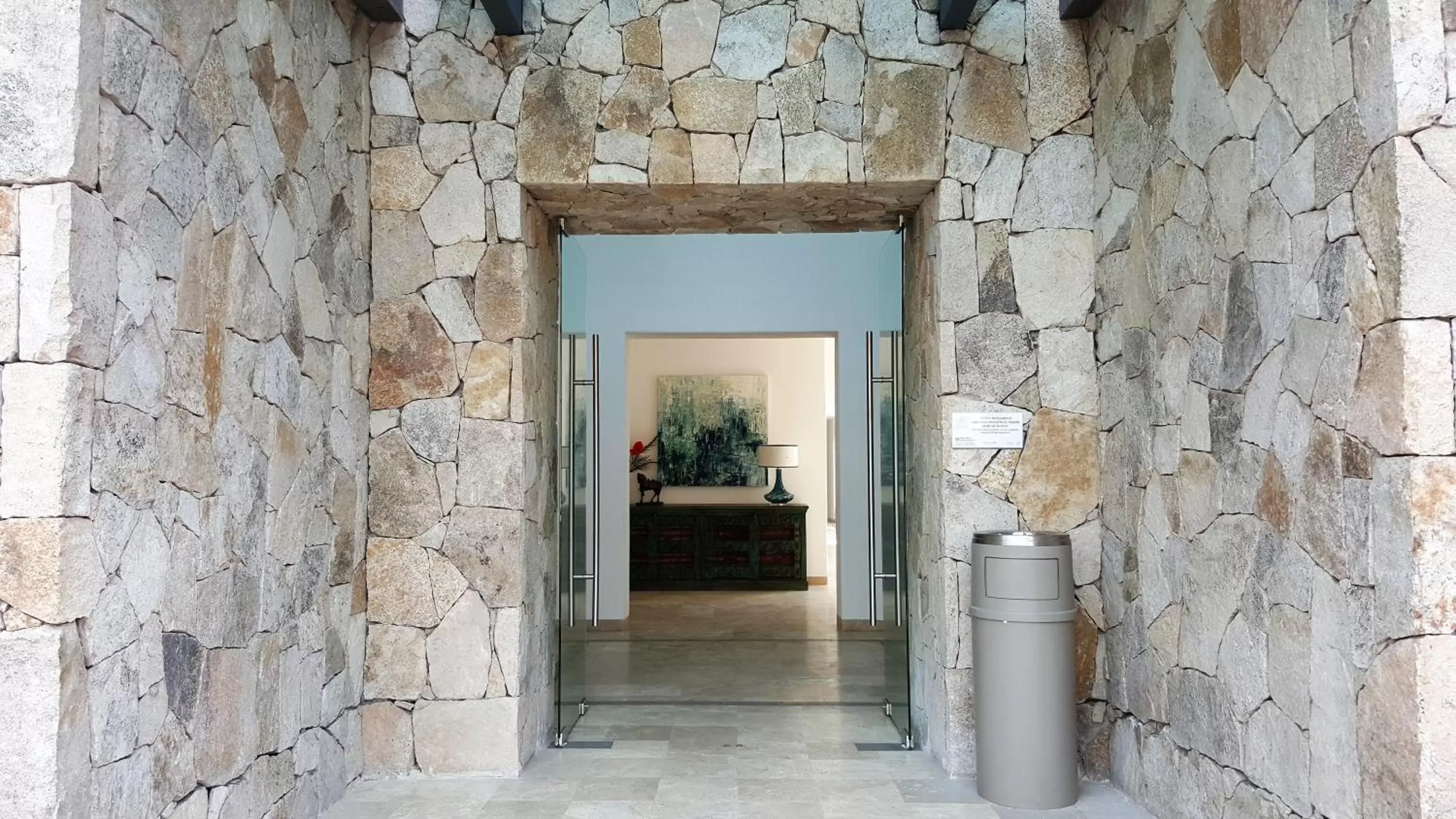 Facade/entrance in Hotel Catedral La Paz Facade/entrance in Hotel Catedral La Paz