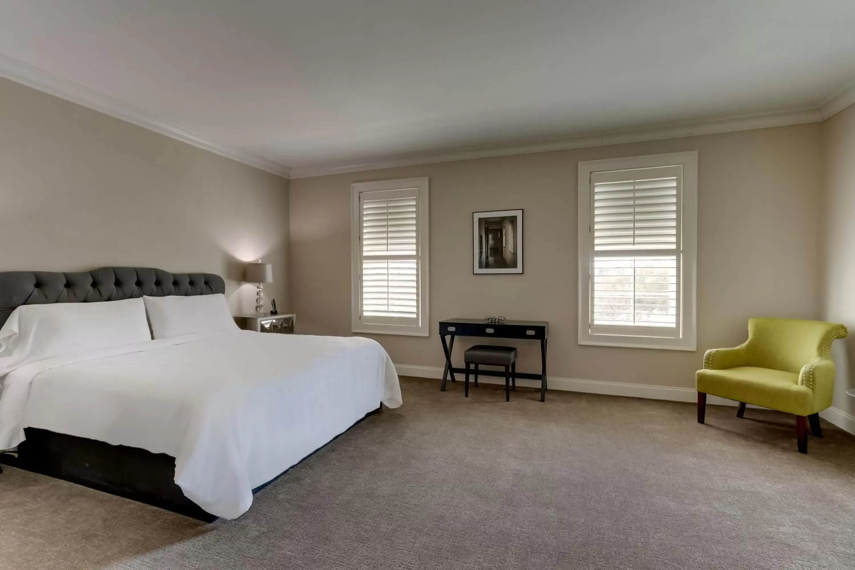 Bedroom in The Mantissa Hotel