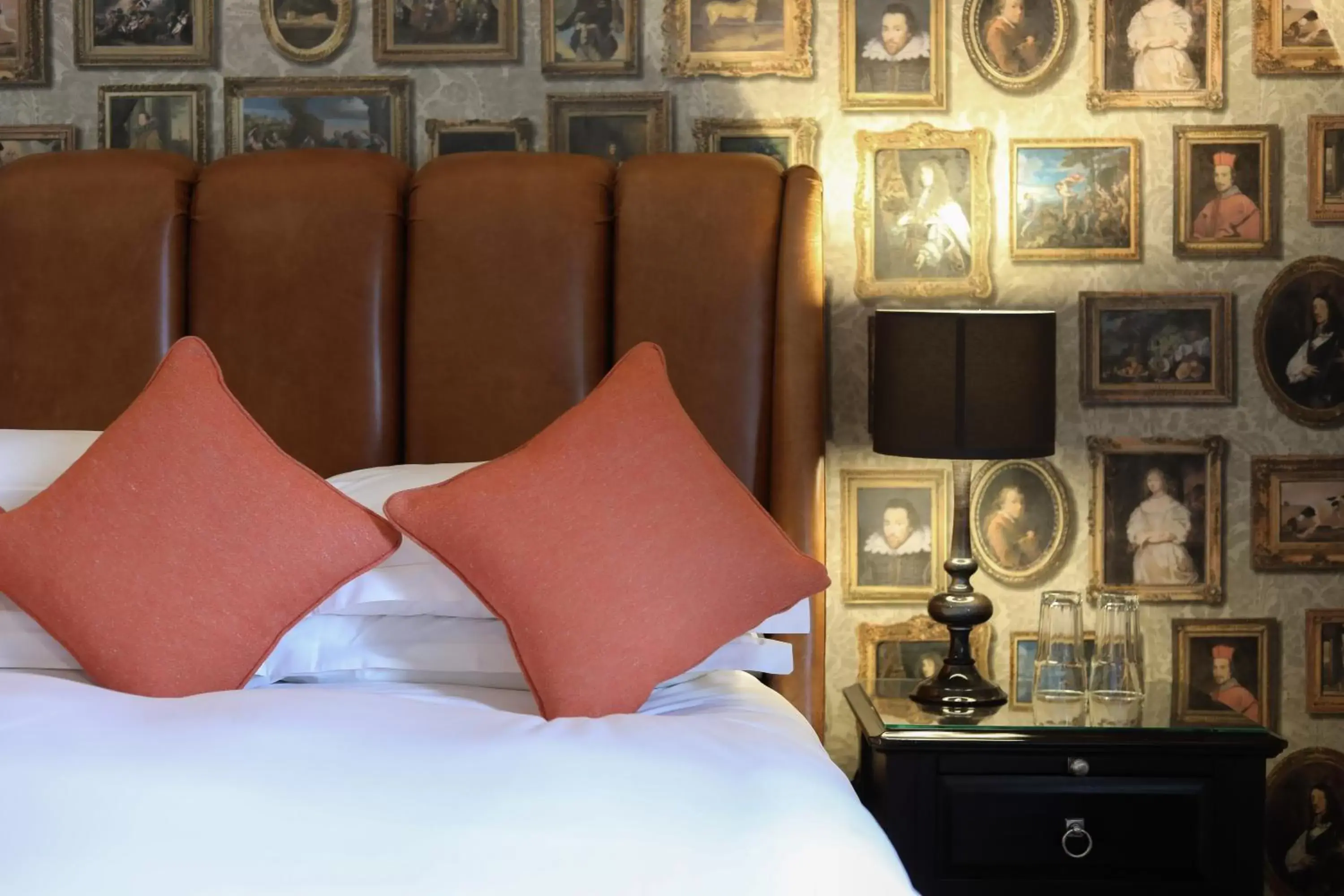 Bedroom, Bed in Hotel du Vin Cannizaro House Wimbledon