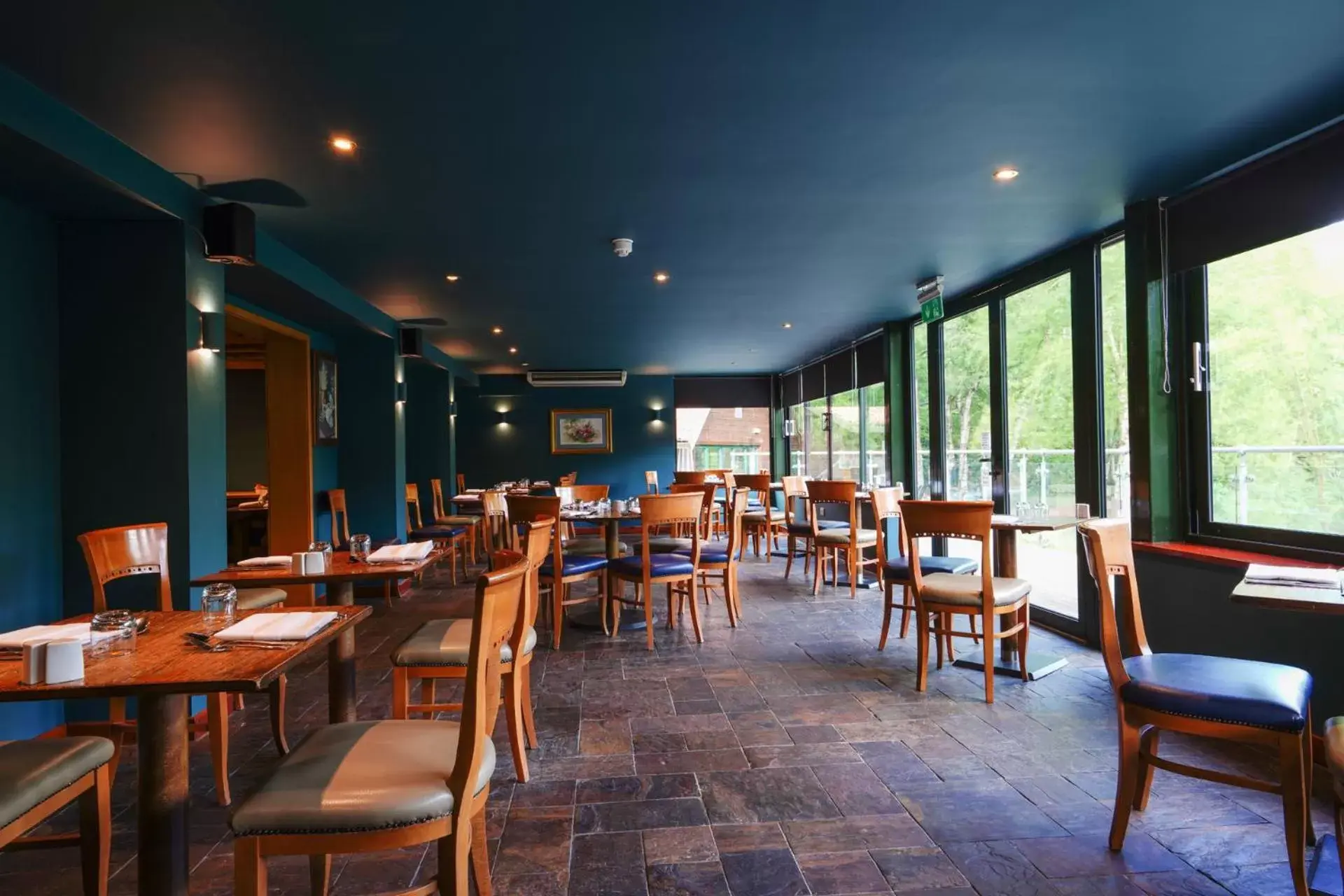 Restaurant/Places to Eat in Chevin Country Park Hotel & Spa