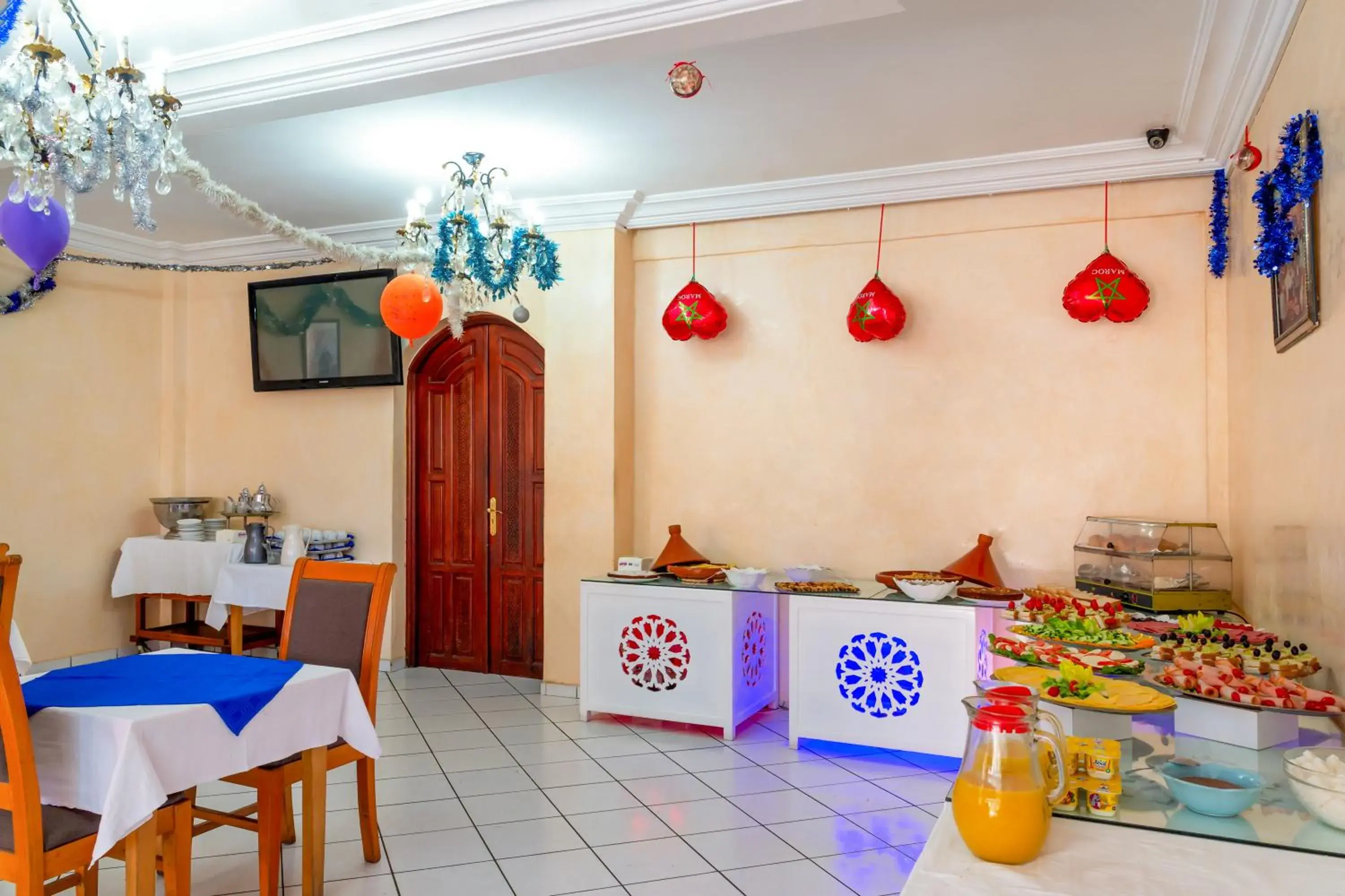 Restaurant/places to eat in Hotel Akabar Restaurant/places to eat in Hotel Akabar