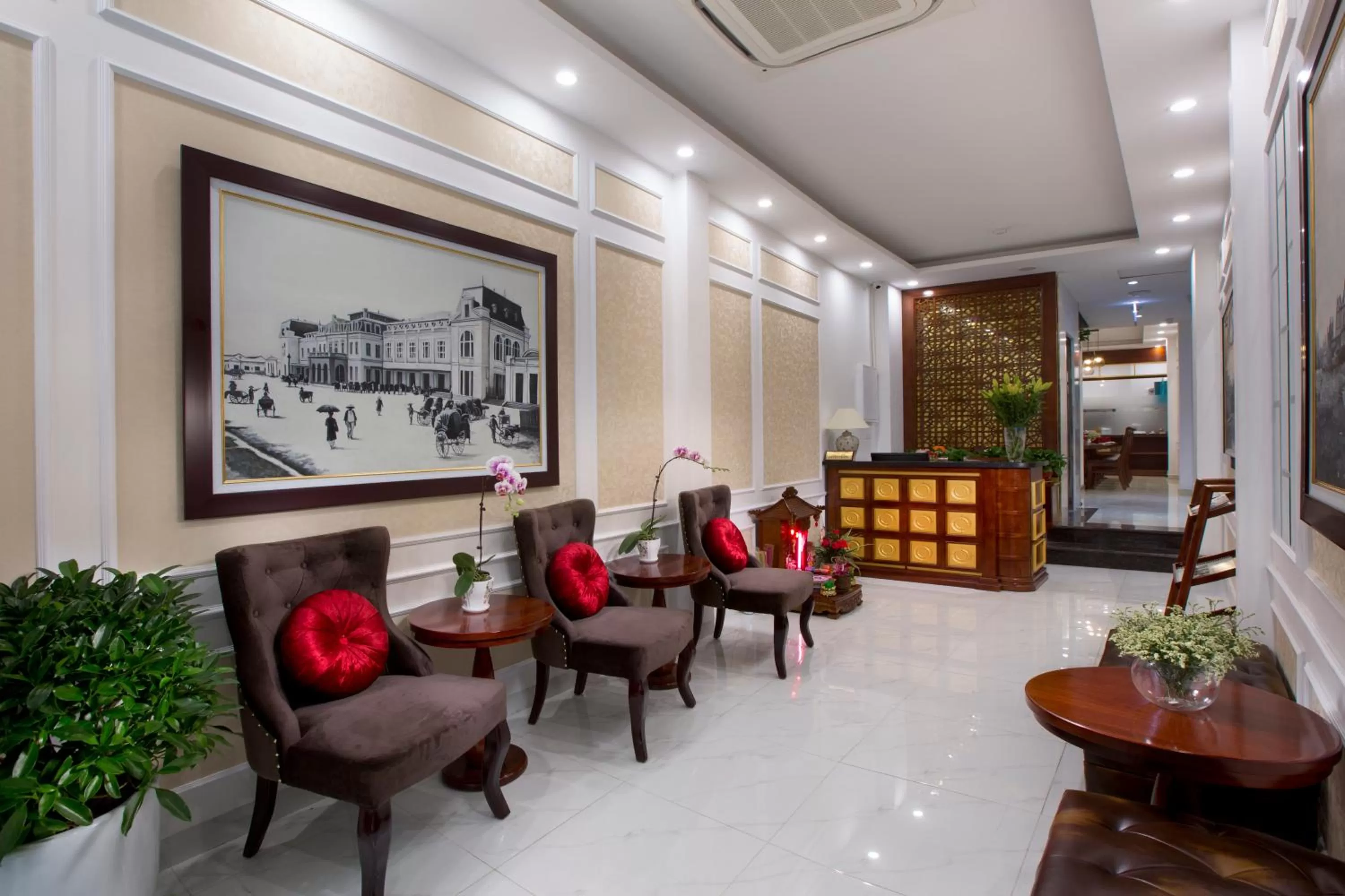 Lobby or reception in Antique Angel Hotel