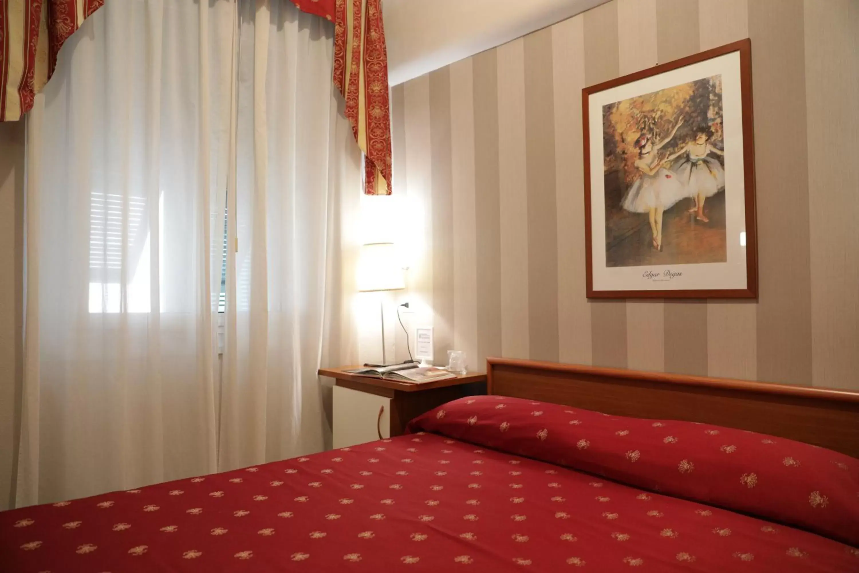 Bed in Hotel Helvetia Bed in Hotel Helvetia