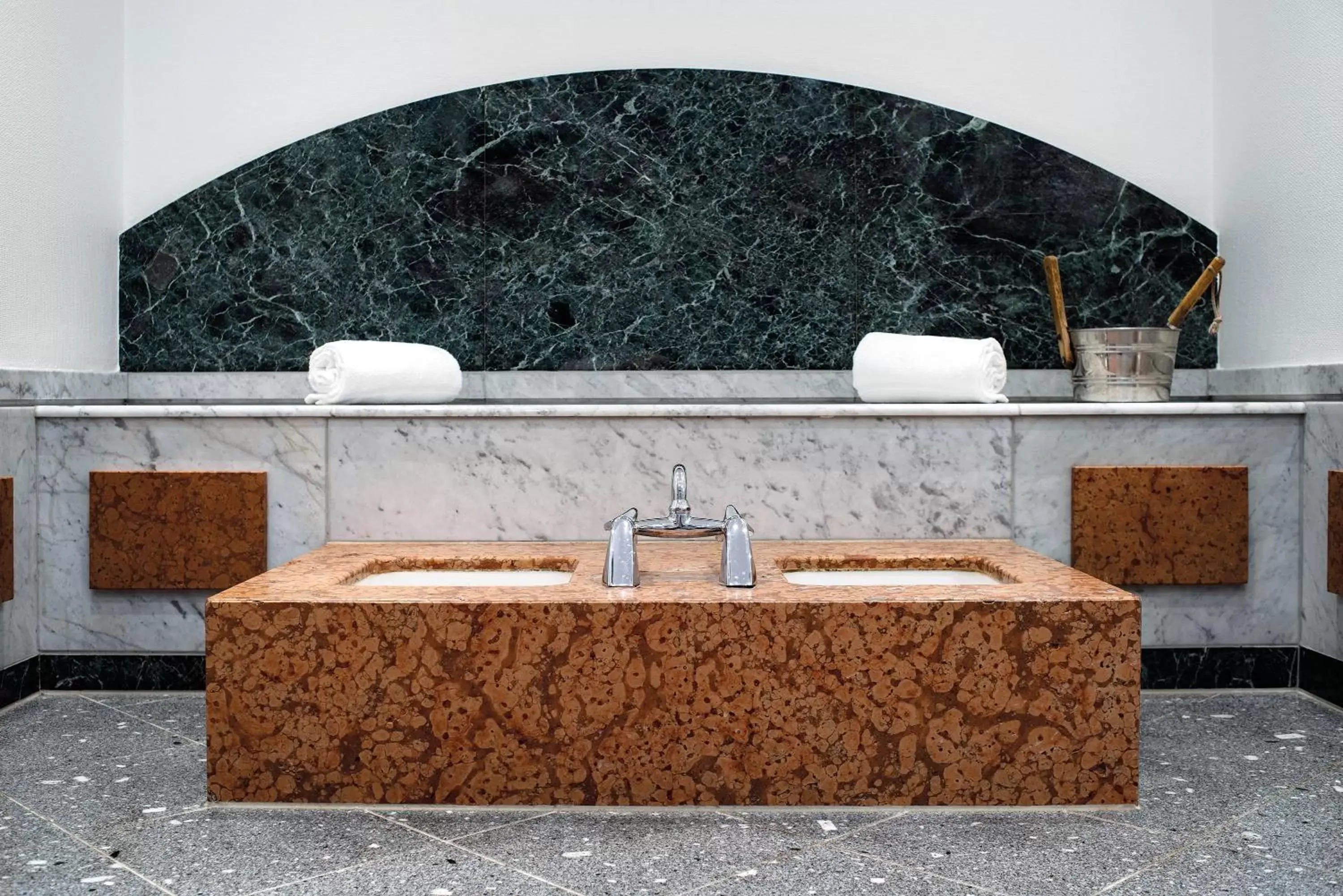 Spa and wellness centre/facilities in Seminaris Hotel Leipzig Spa and wellness centre/facilities in Seminaris Hotel Leipzig