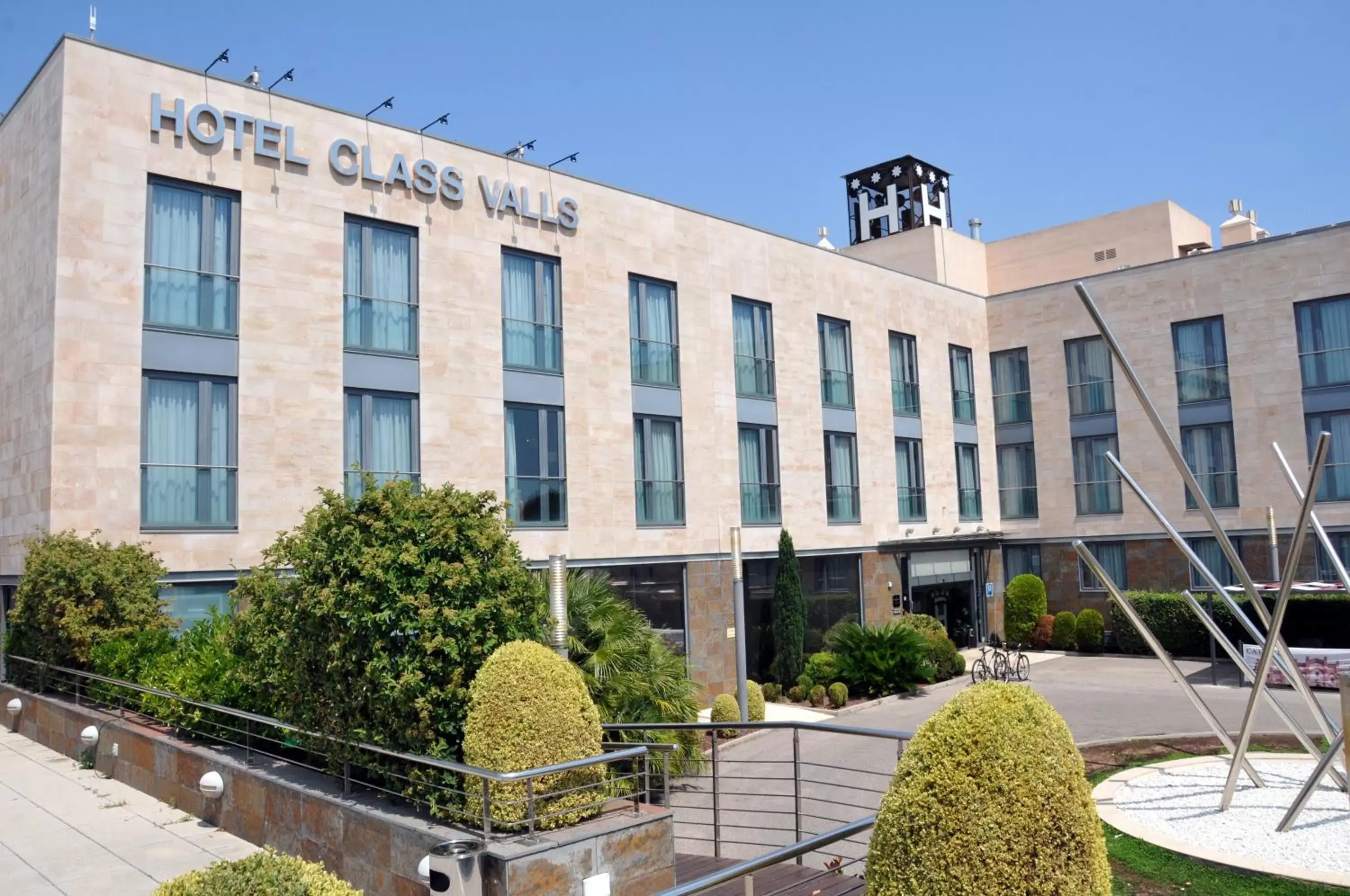 Facade/entrance, Property Building in Hotel Class Valls Facade/entrance, Property Building in Hotel Class Valls
